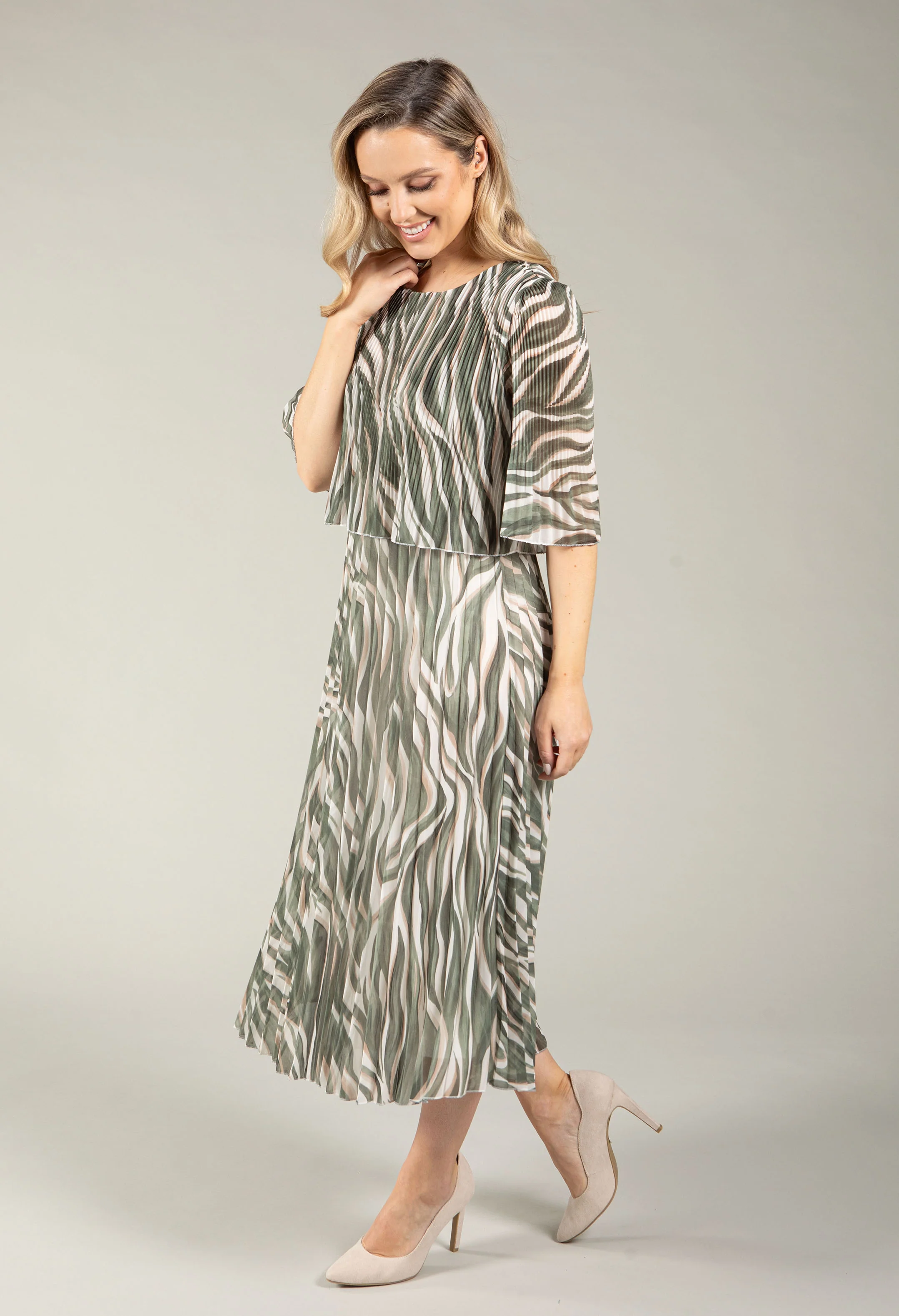 Abstract Plisse Pleated Pop Over Dress - Image 18