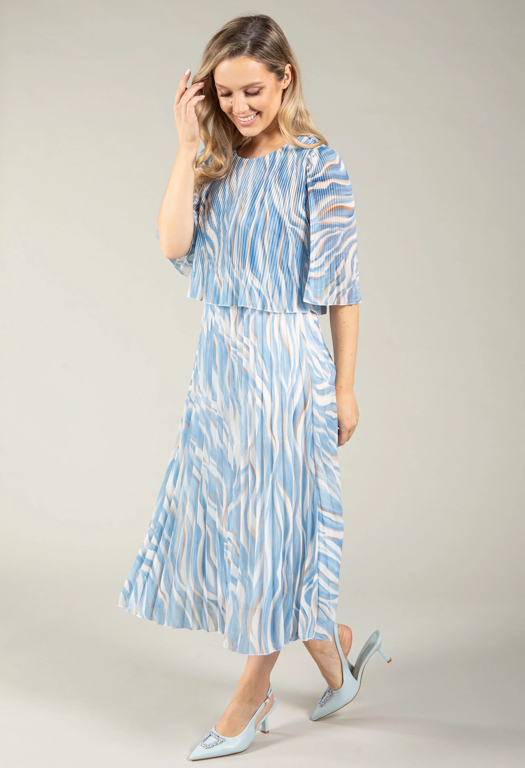 Abstract Plisse Pleated Pop Over Dress - Image 4