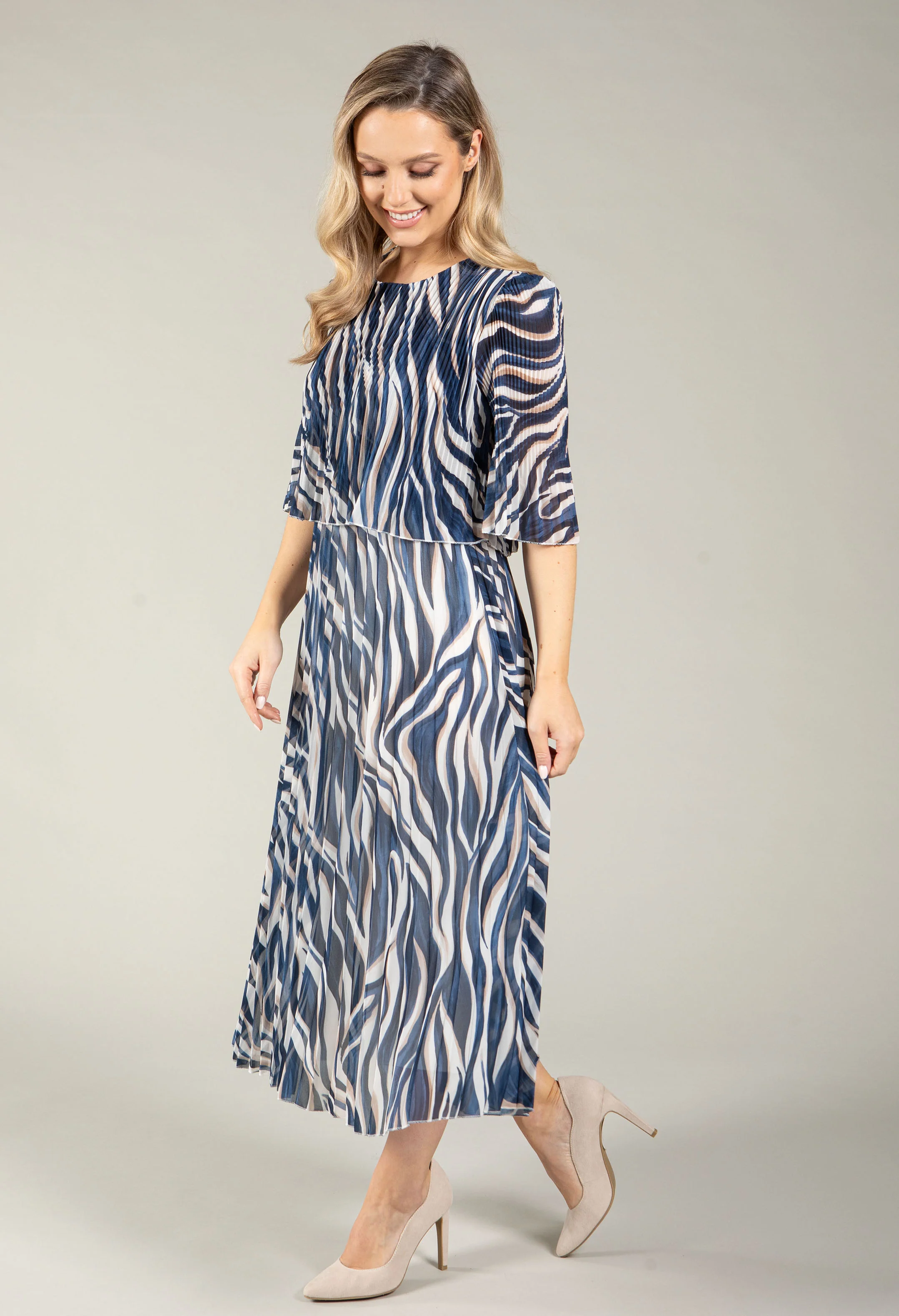 Abstract Plisse Pleated Pop Over Dress - Image 8
