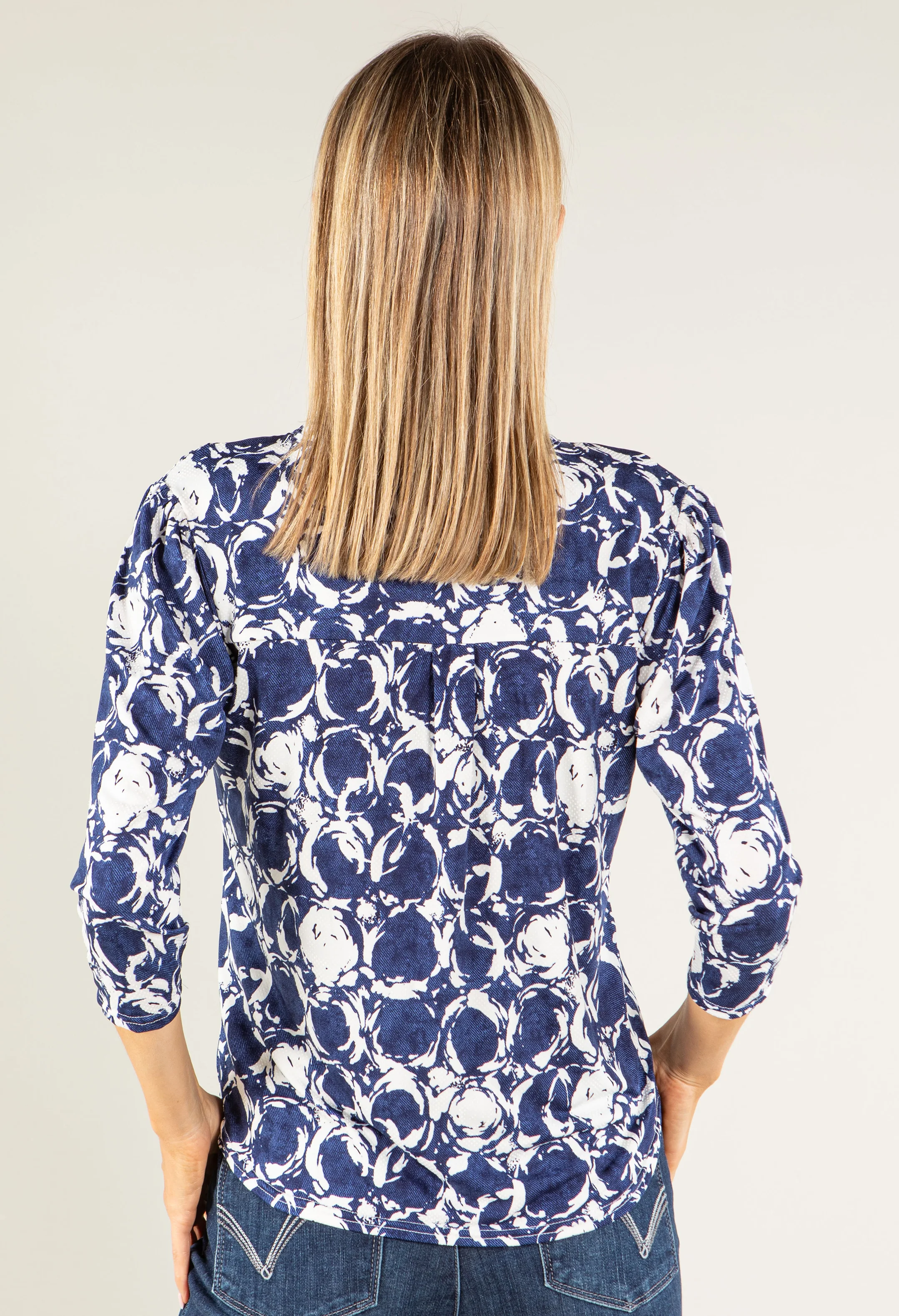 Abstract Print Textured Top - Image 4