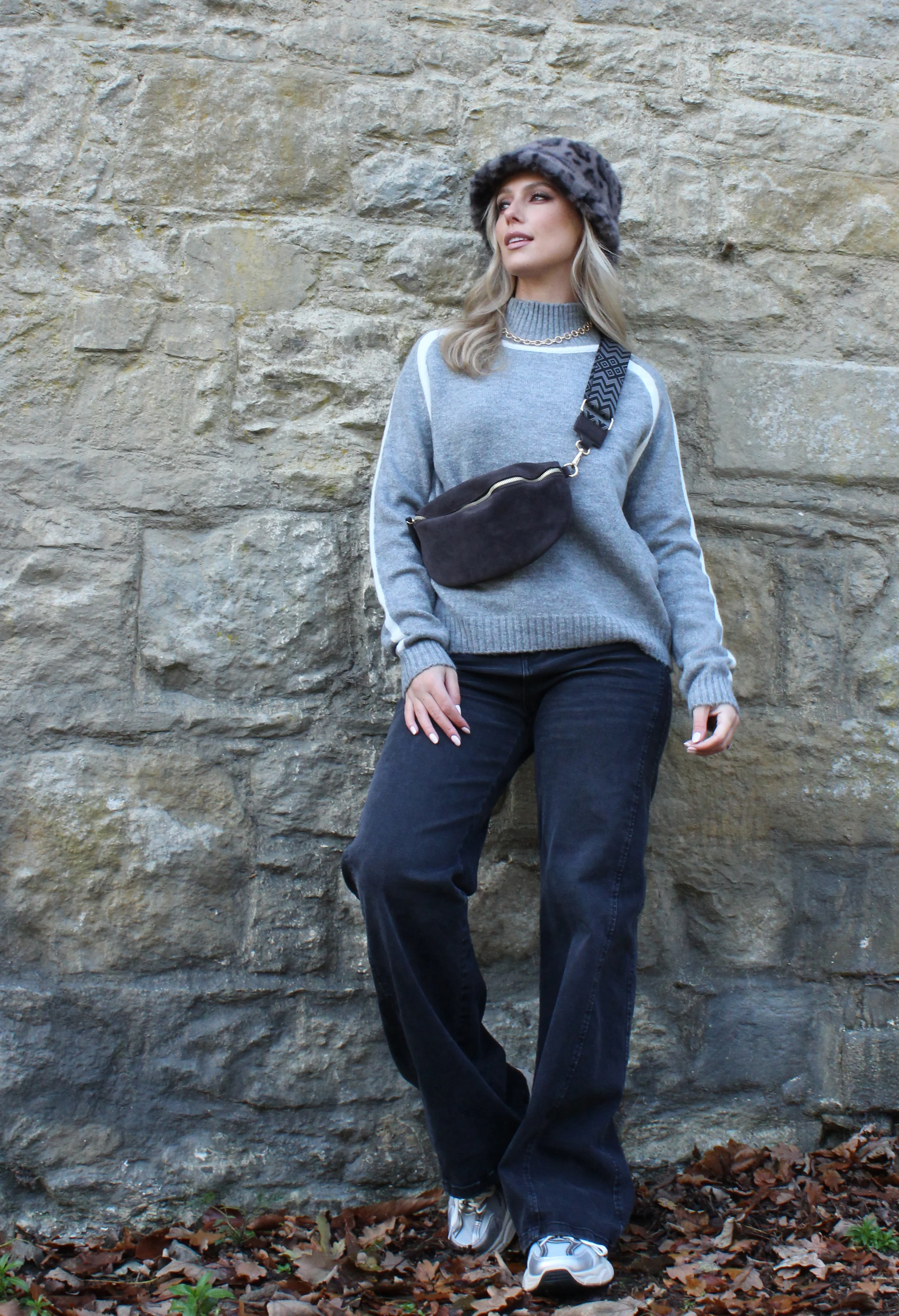 Ami Contrast Knit Jumper - Image 5