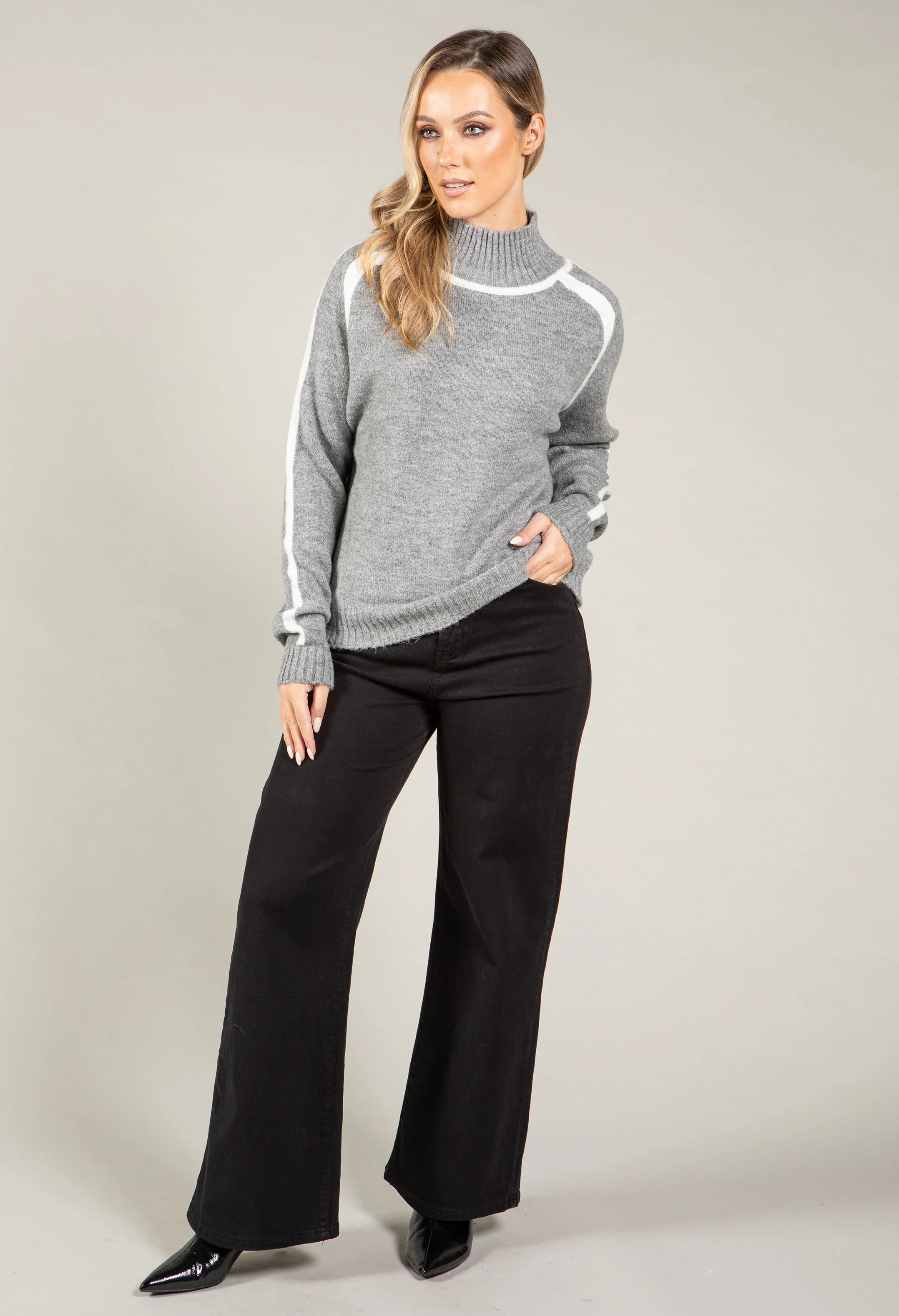 Ami Contrast Knit Jumper - Image 6