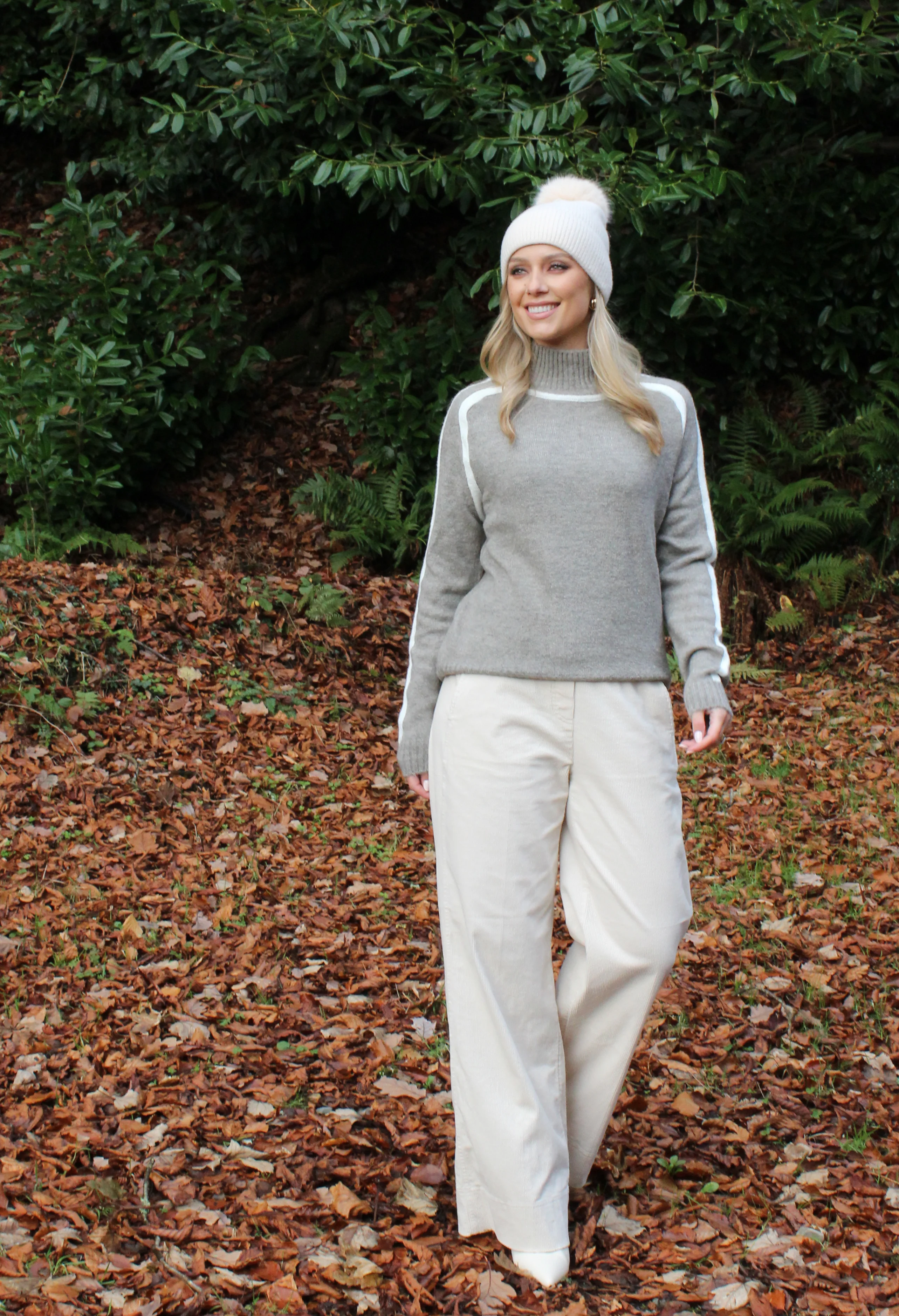Ami Contrast Knit Jumper - Image 8