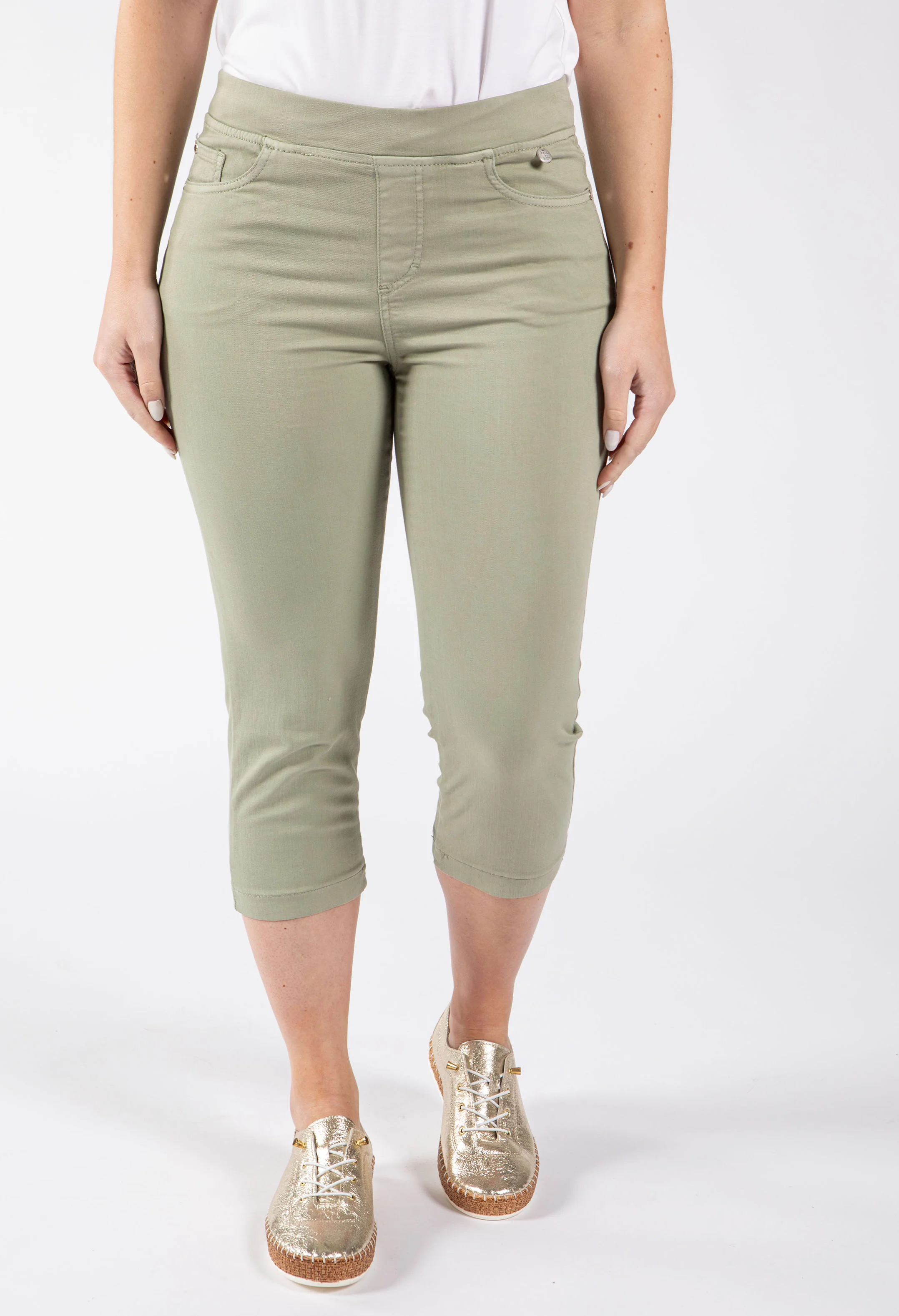 Angelika Jump In Capri Trousers - Image 11