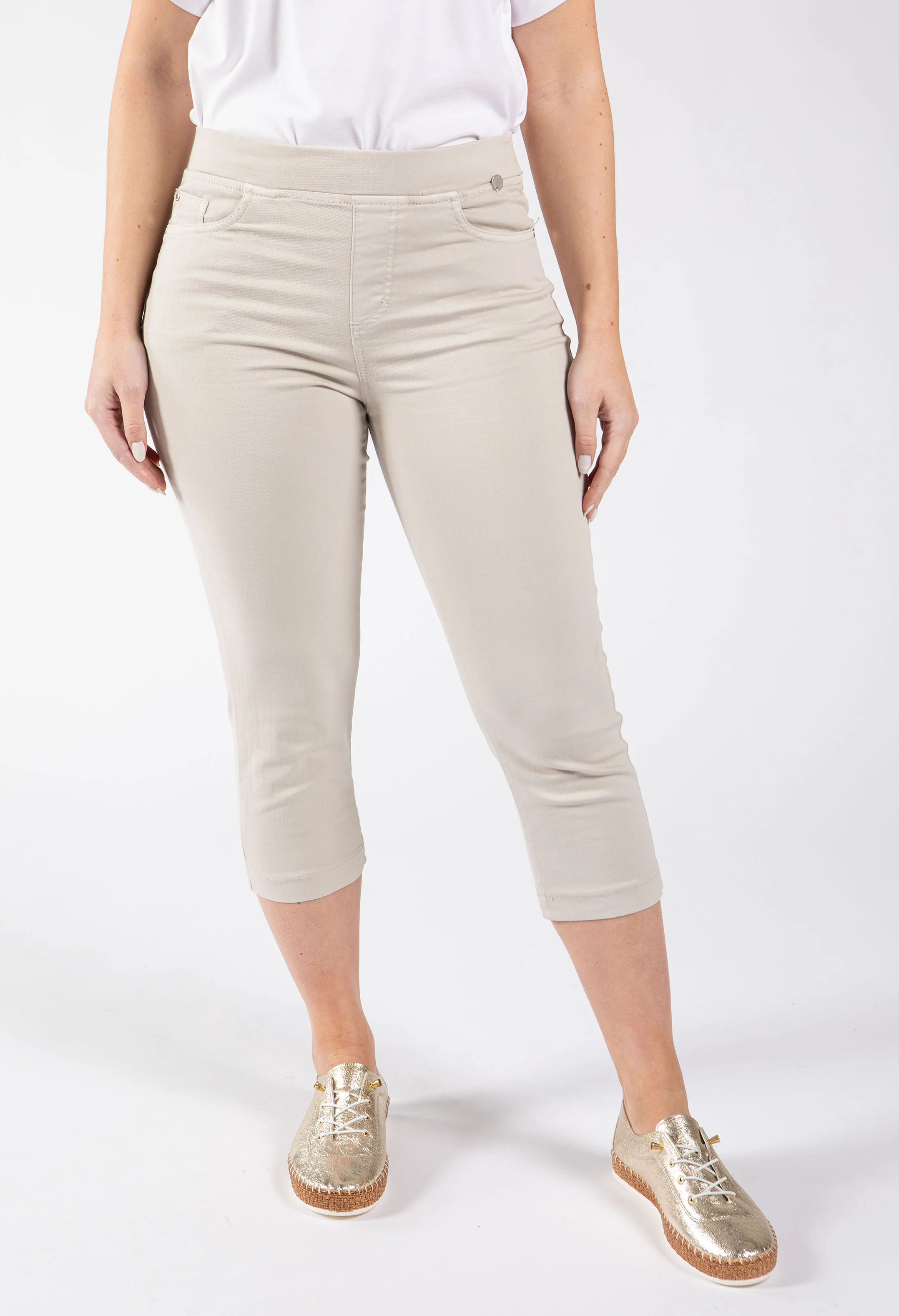 Angelika Jump In Capri Trousers - Image 14