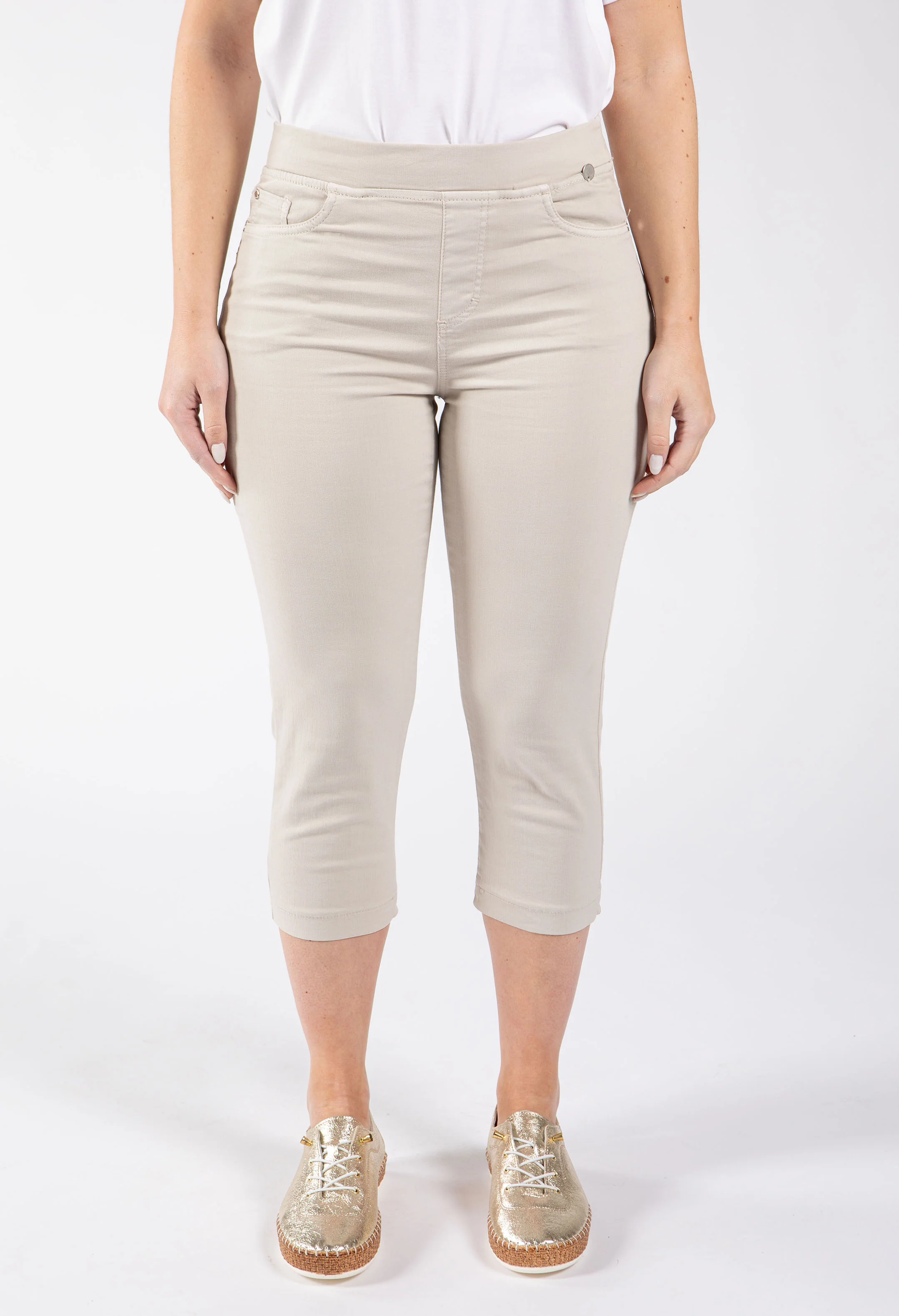 Angelika Jump In Capri Trousers - Image 15