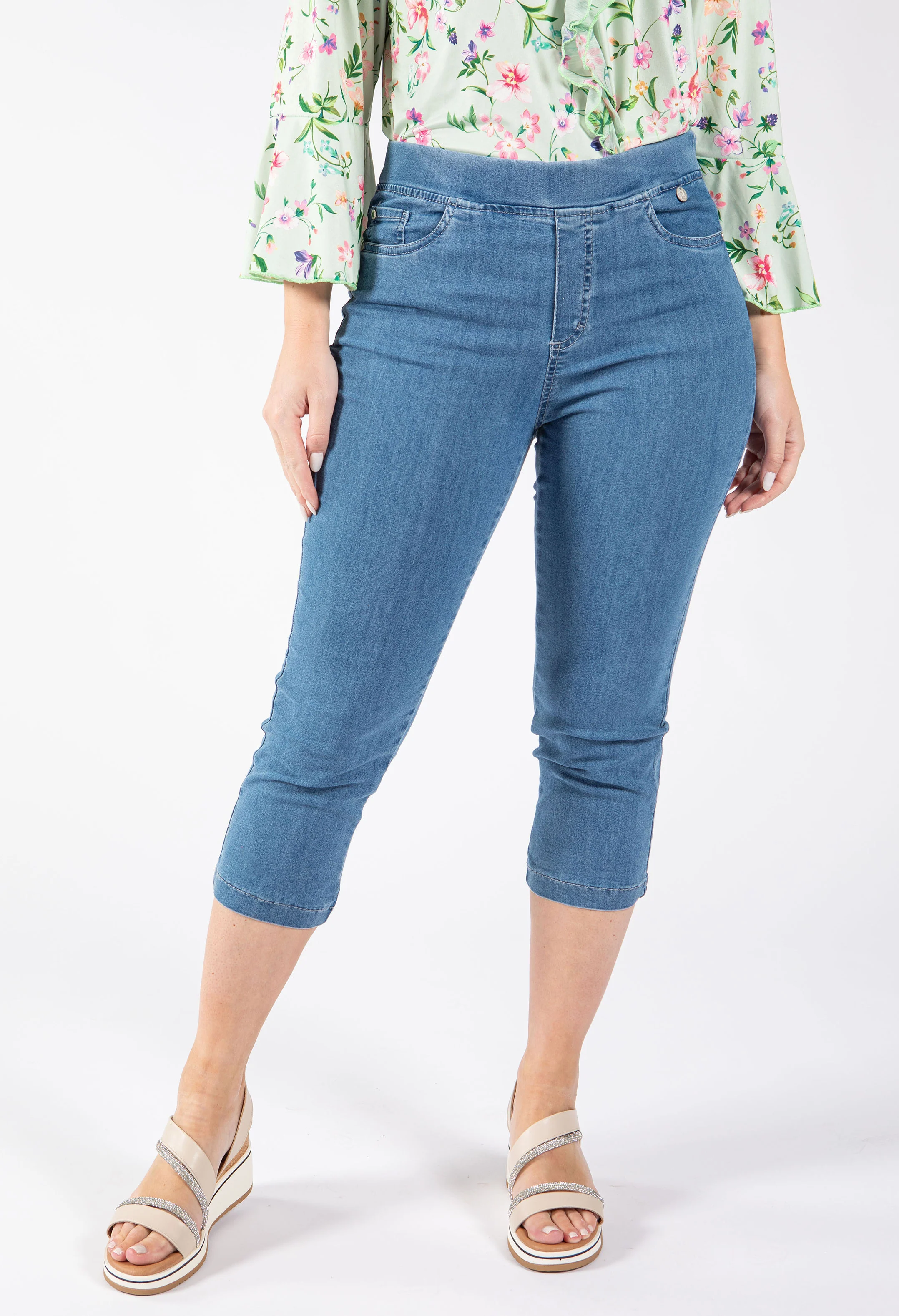 Angelika Jump In Capri Trousers - Image 3