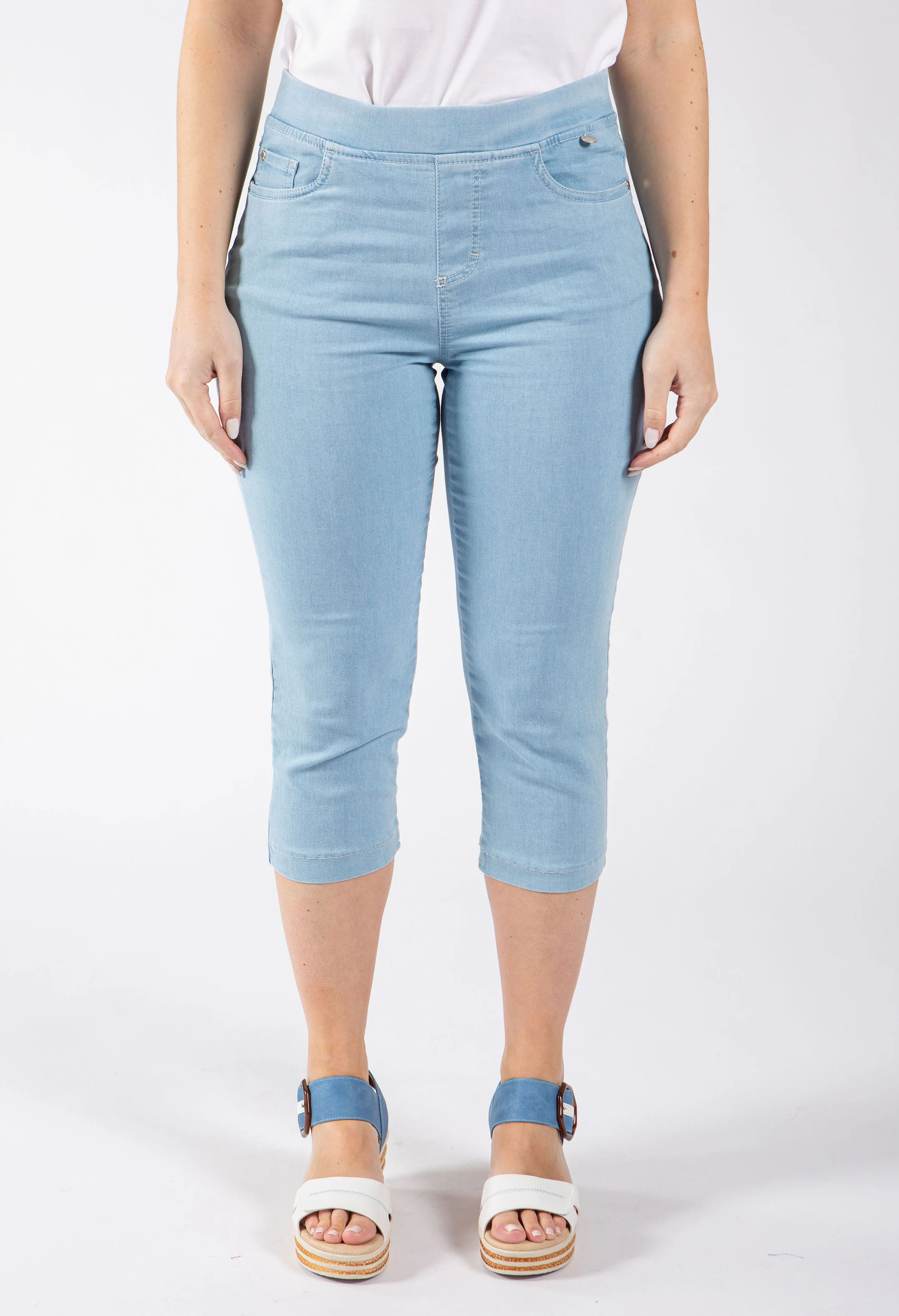 Angelika Jump In Capri Trousers - Image 7