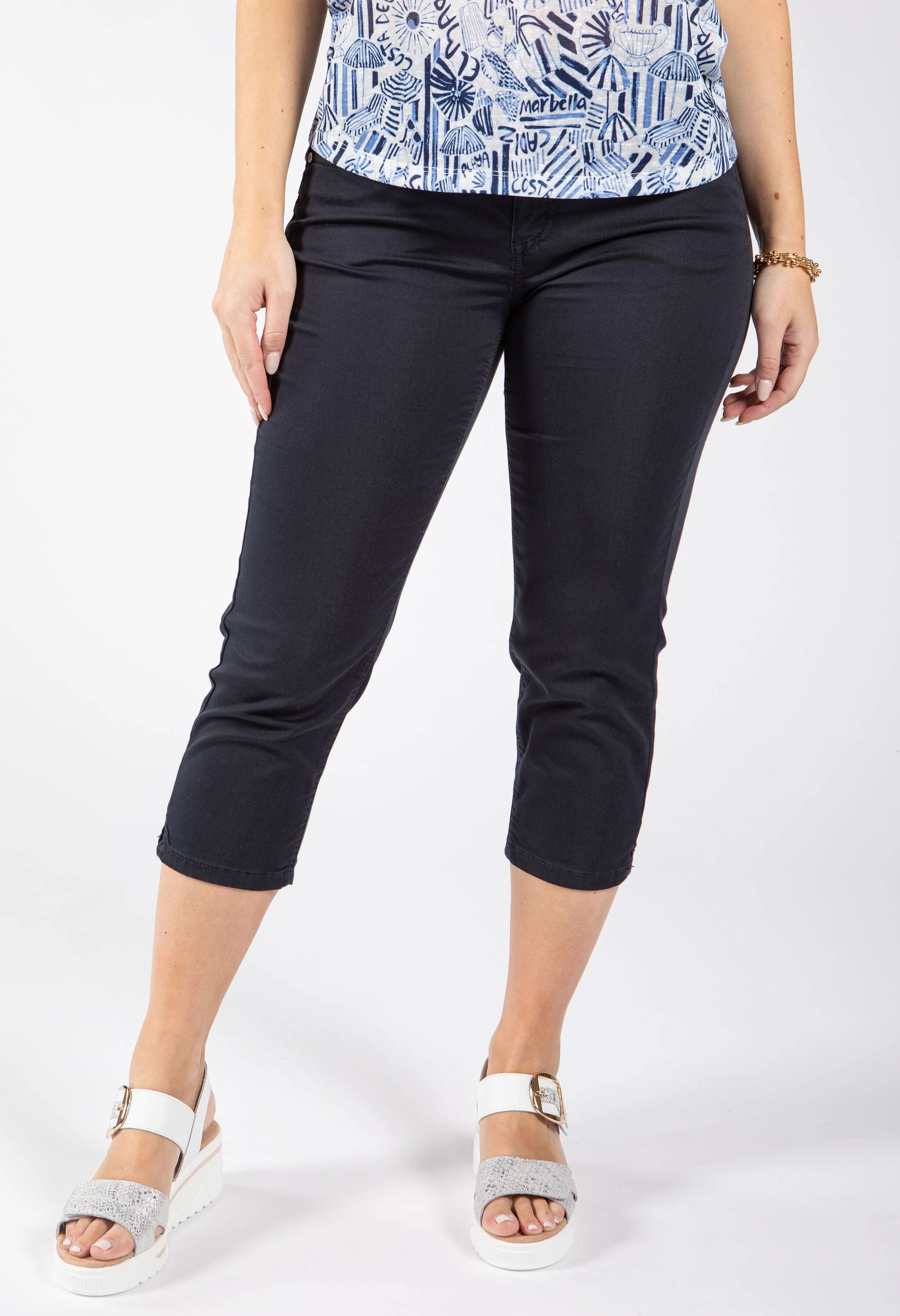 Angelika Summer Feeling Capris - Image 11