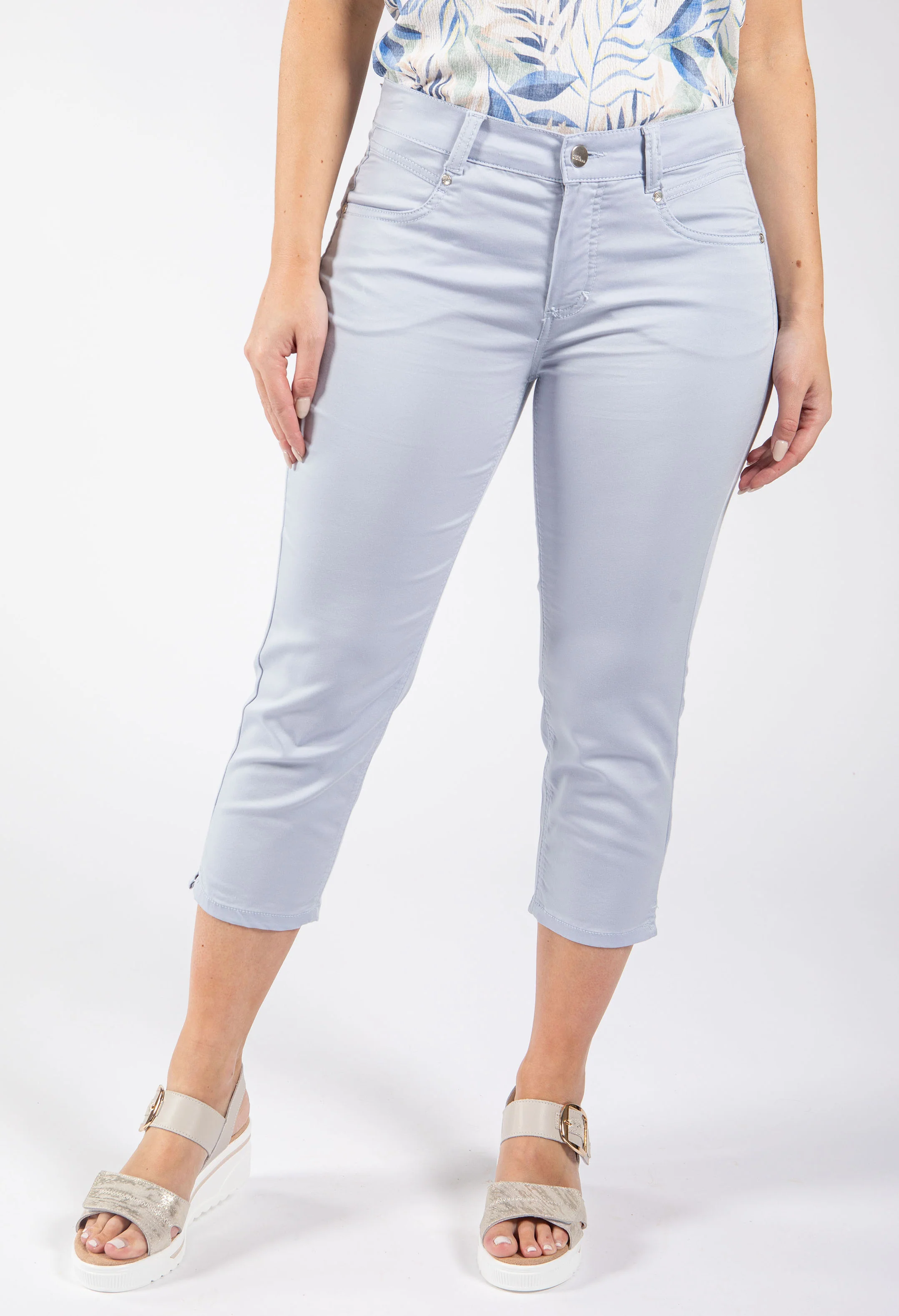 Angelika Summer Feeling Capris - Image 3