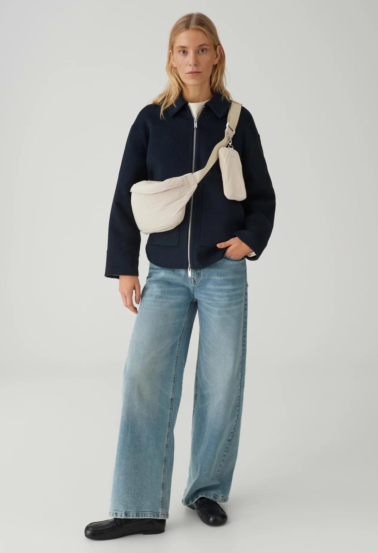 Astrela Crossbody Bag - Image 6