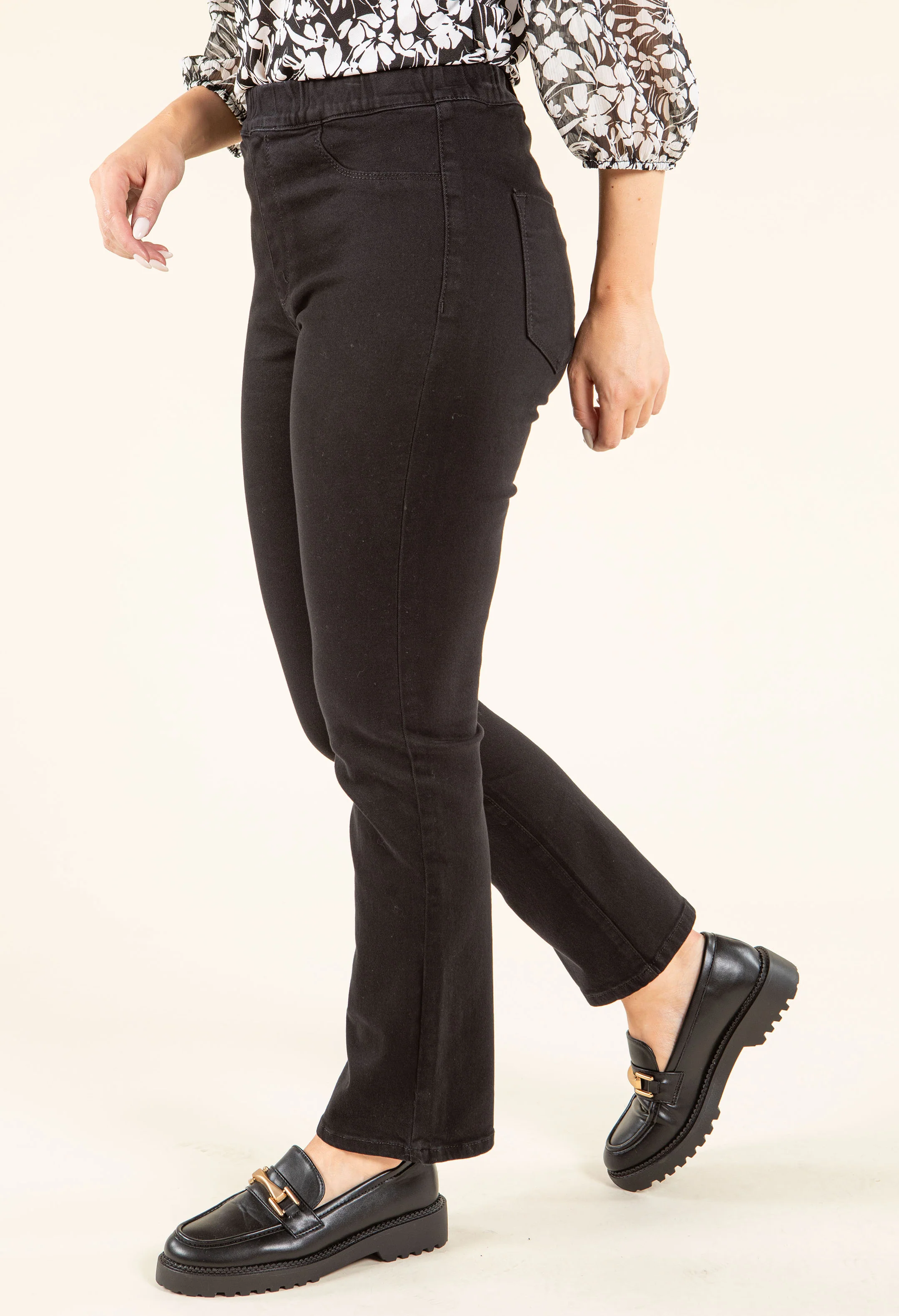 Aura Pull On Jeggings - Image 11