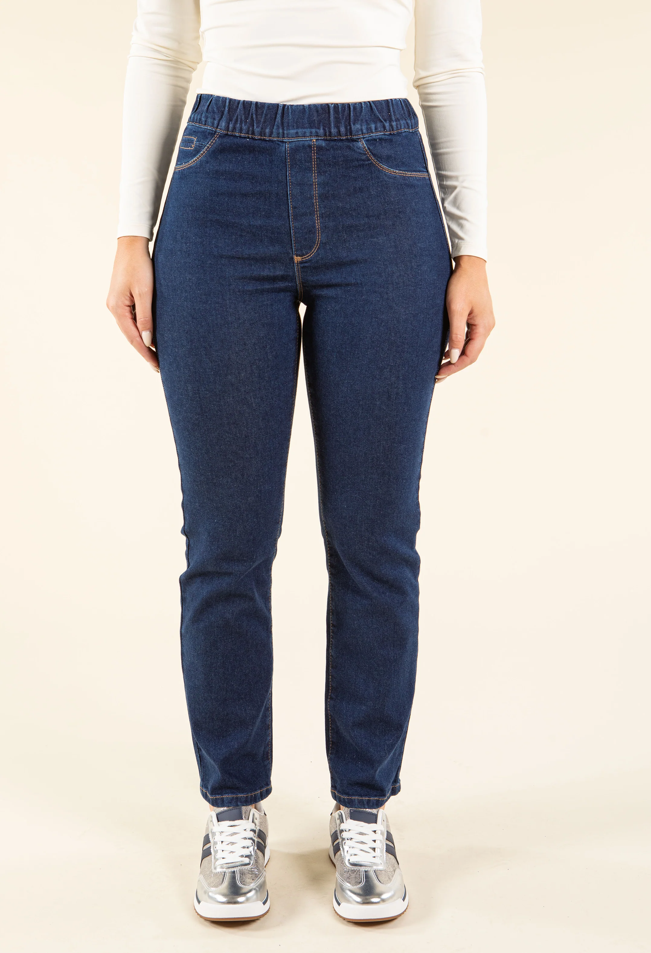 Aura Denim Pull On Jeggings - Image 2
