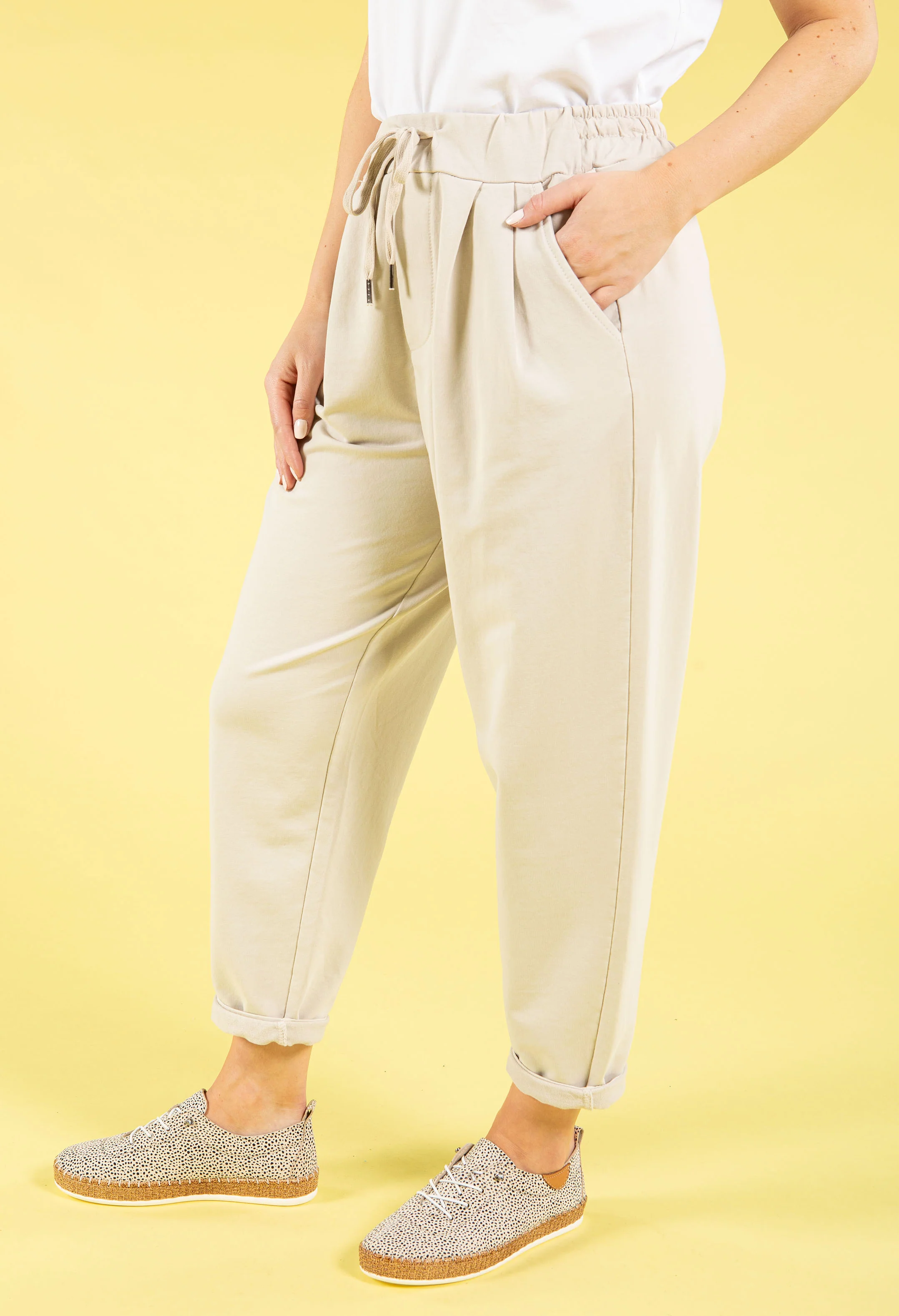 Barrel Joggers - Image 18