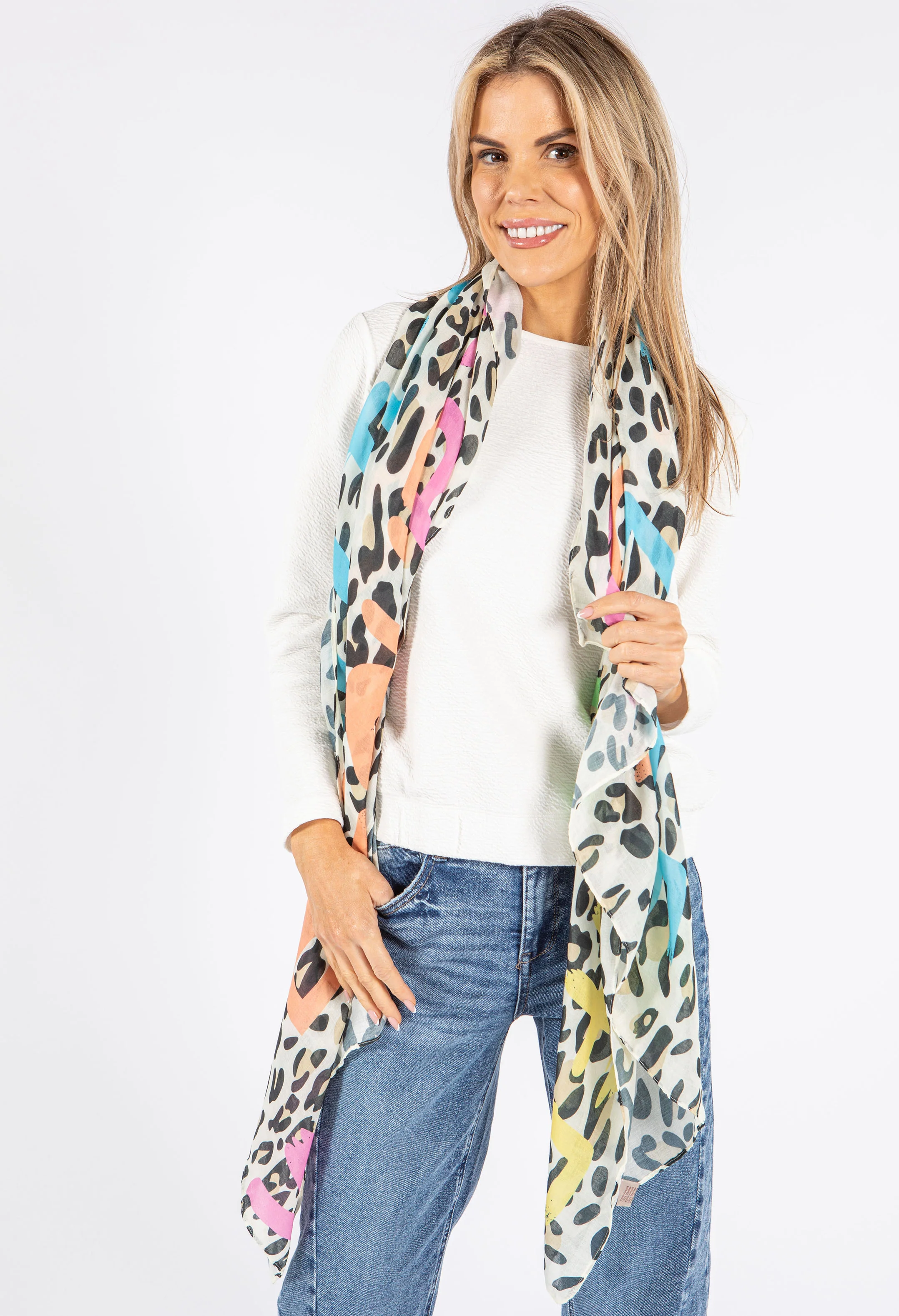 Bold Leopard Print Scarf - Image 5