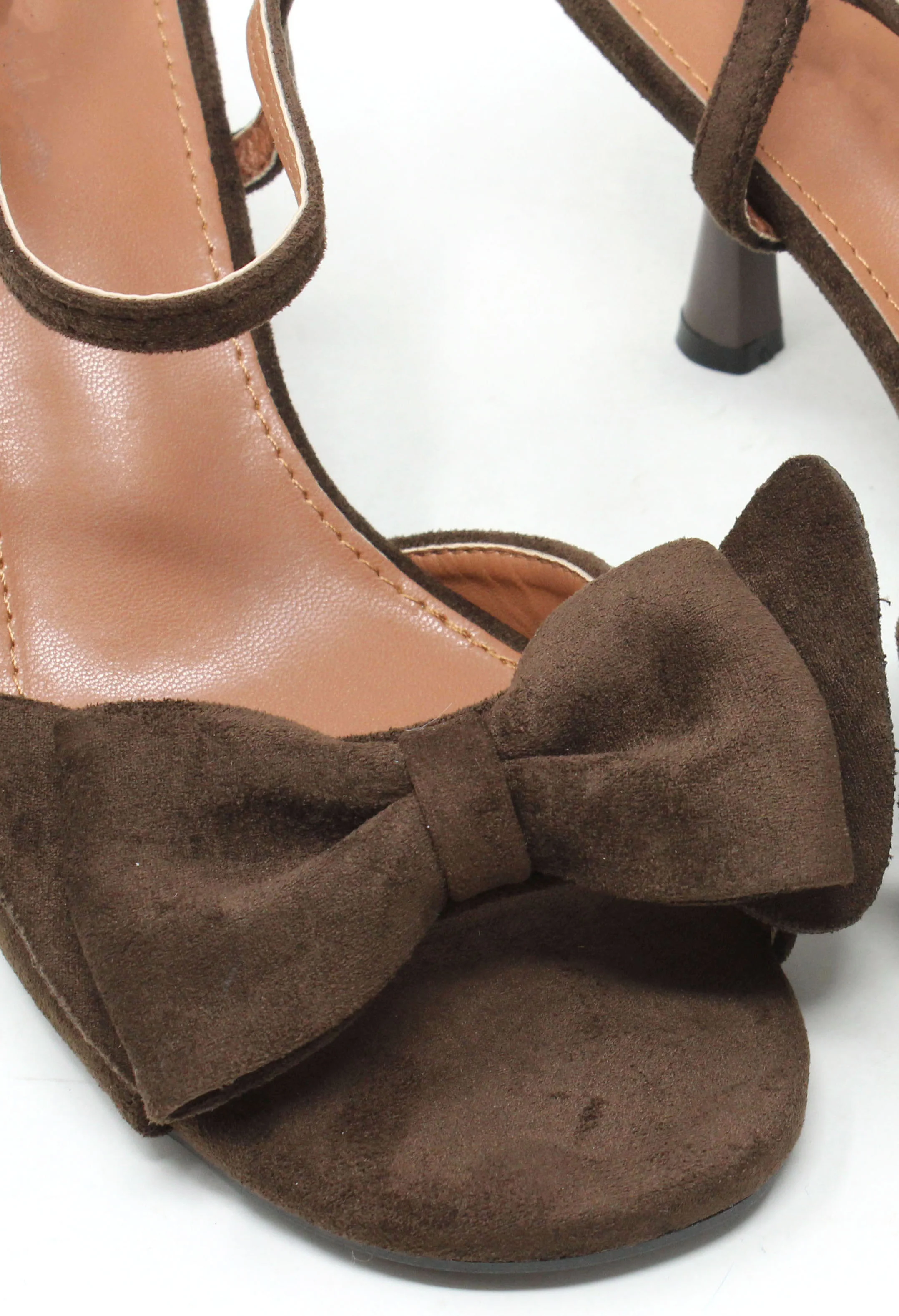 Bow Heels - Image 7