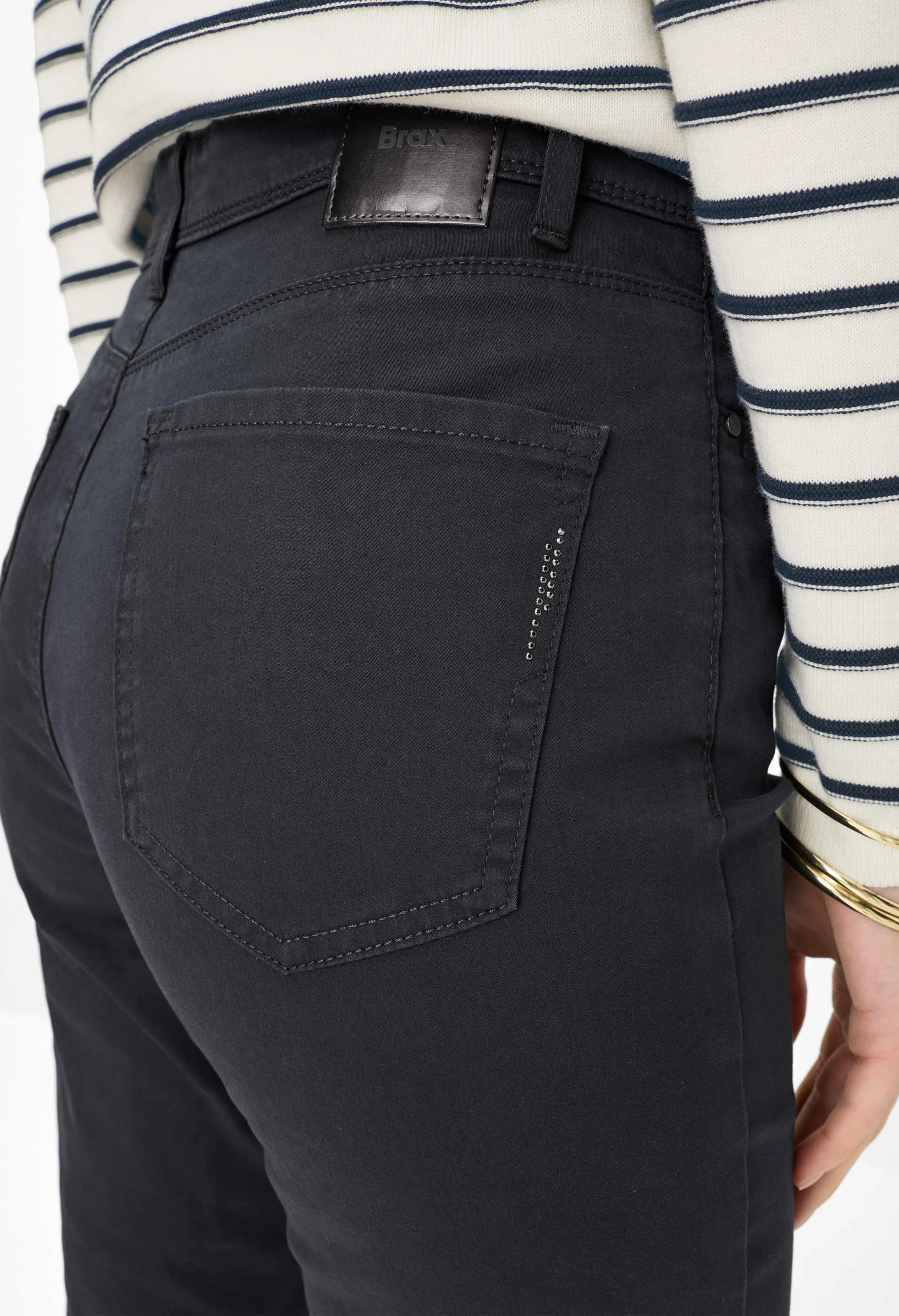 Carola 30 Inch Short Leg Trousers - Image 15