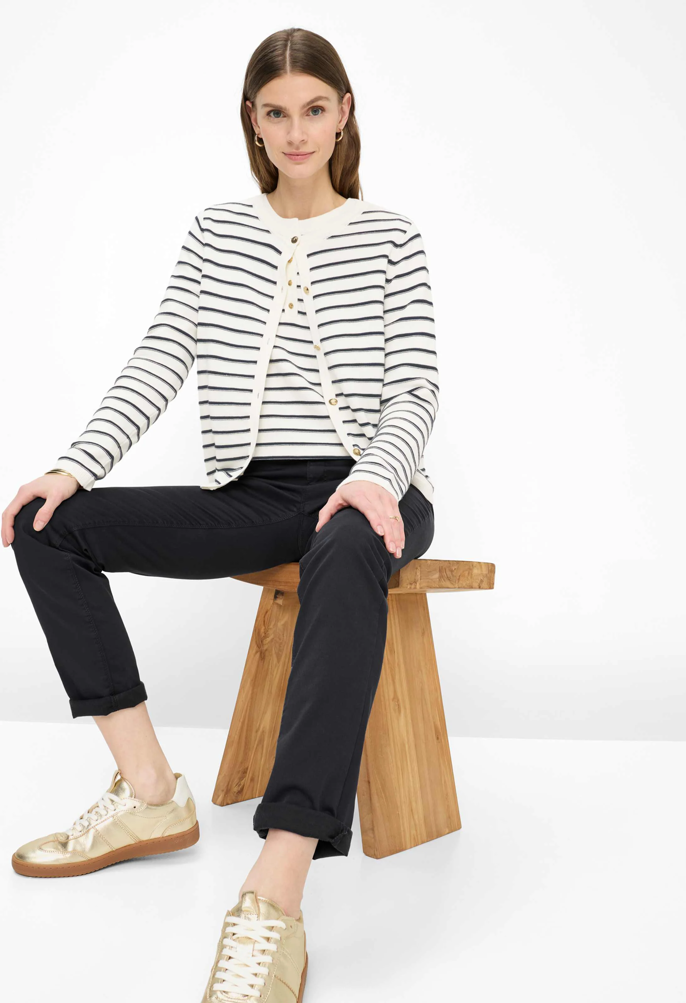 Carola 30 Inch Short Leg Trousers - Image 16
