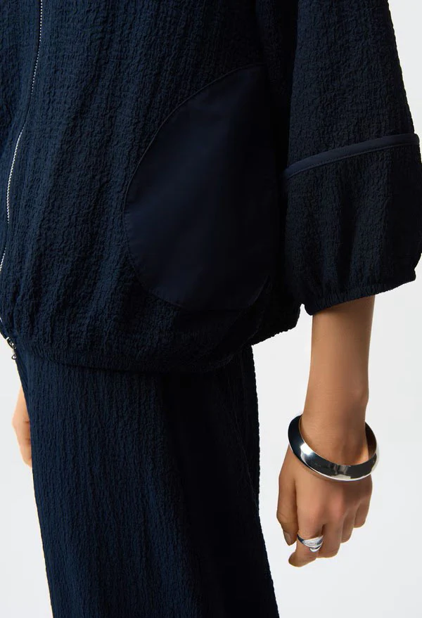 Casual Collared Zipper Jacket - Image 4