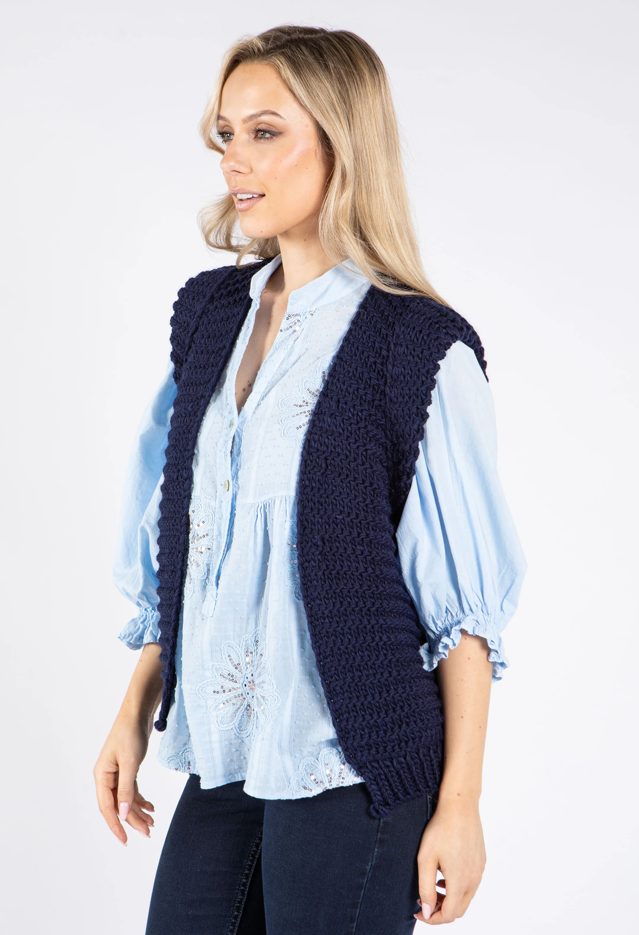 Chunky Knit Vest - Image 10