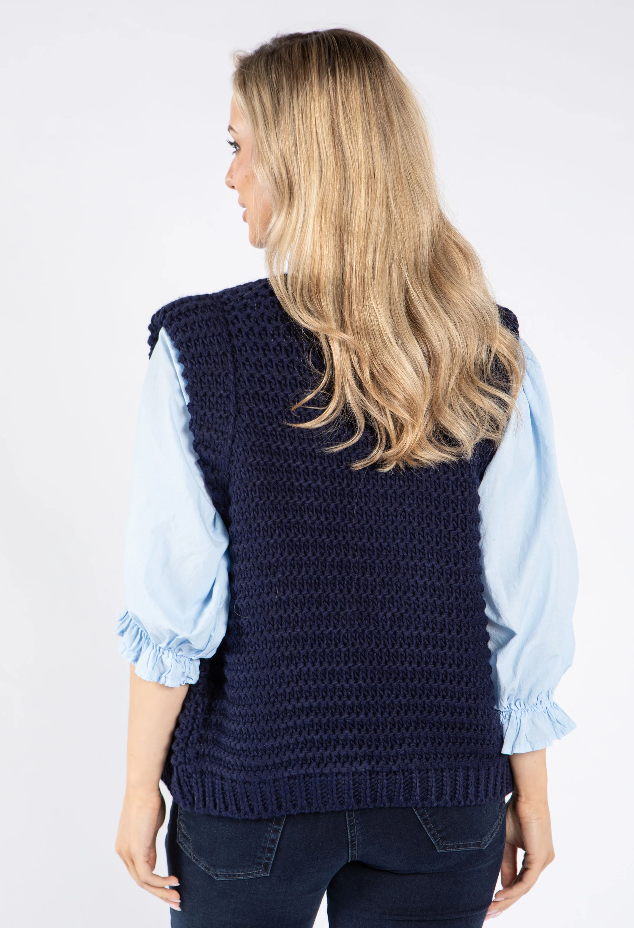 Chunky Knit Vest - Image 12