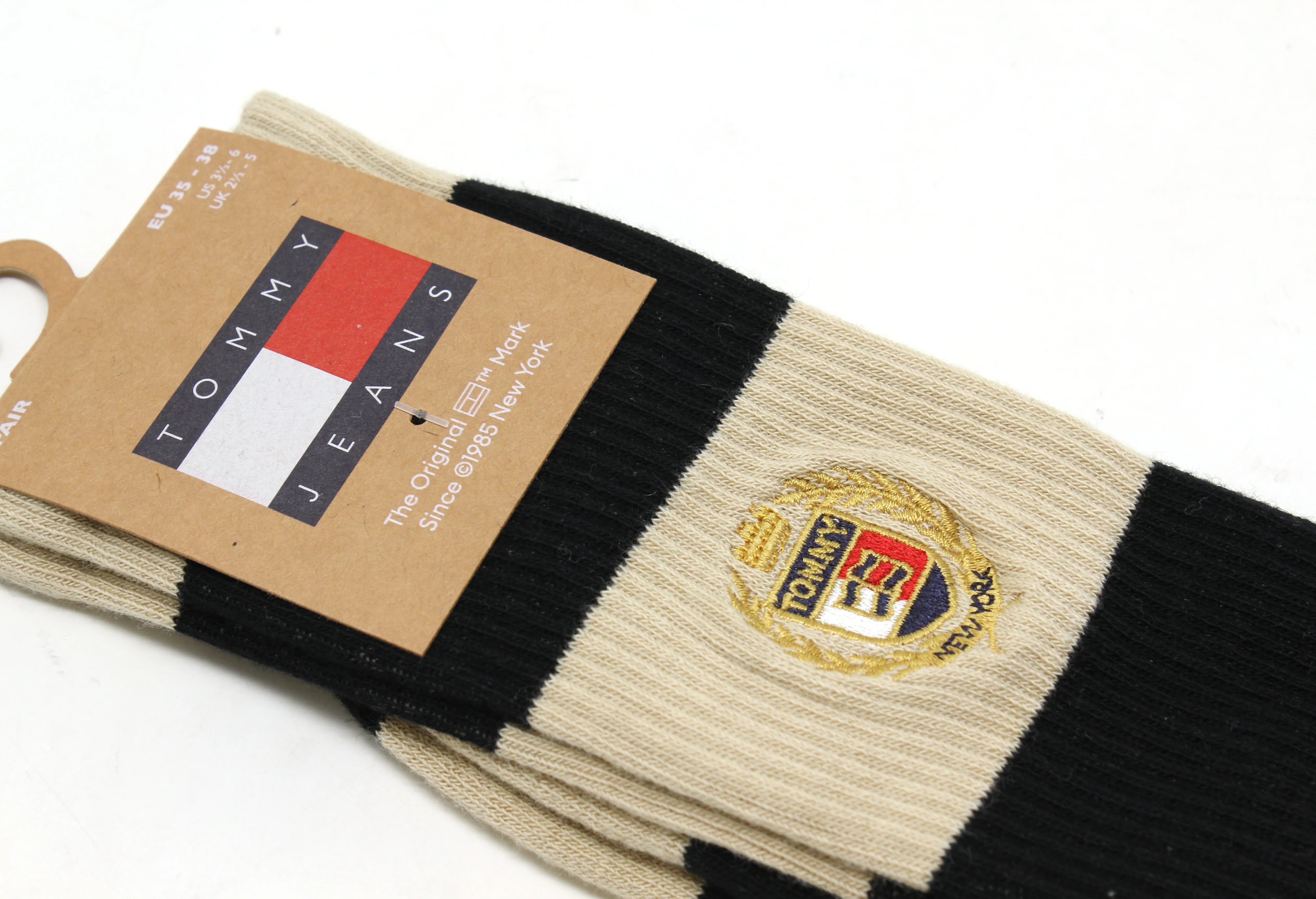 Crested Socks - Image 2