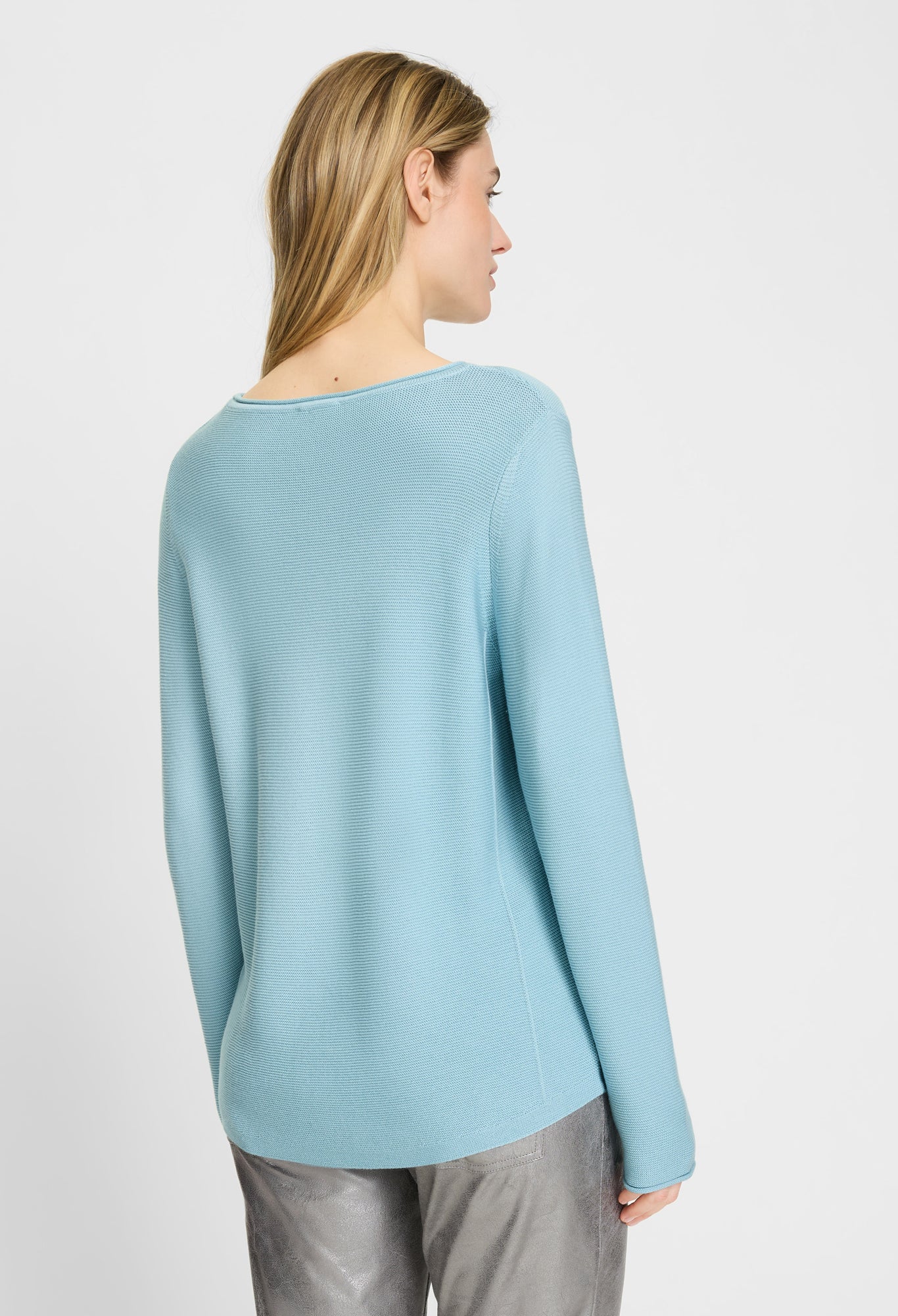 Crew Neck Long Sleeve Pullover - Image 6