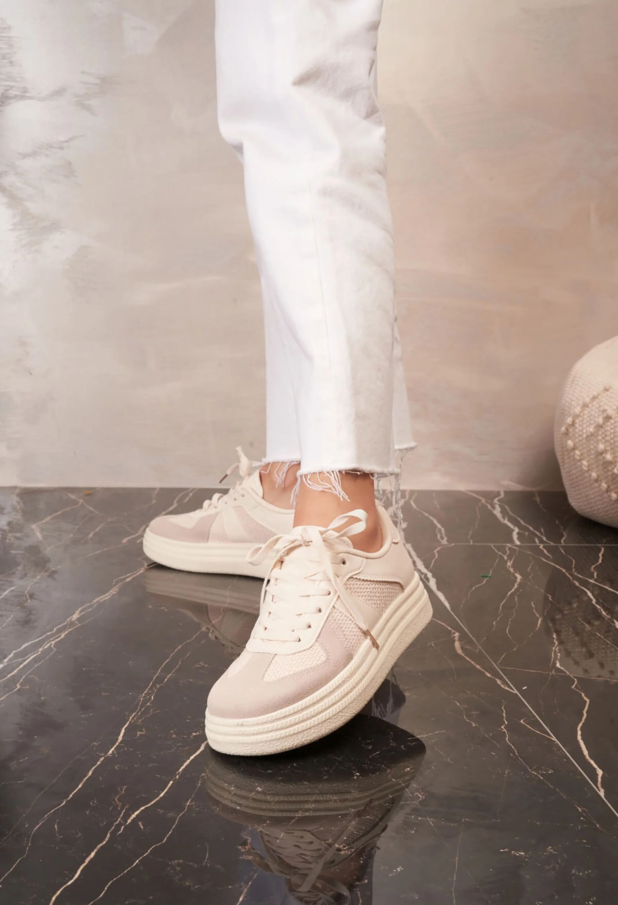 Crochet Detail Trainer - Image 3