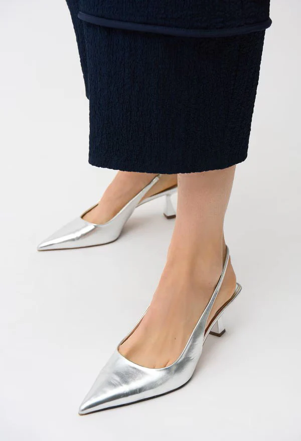 Cropped Wide-leg Trousers - Image 4