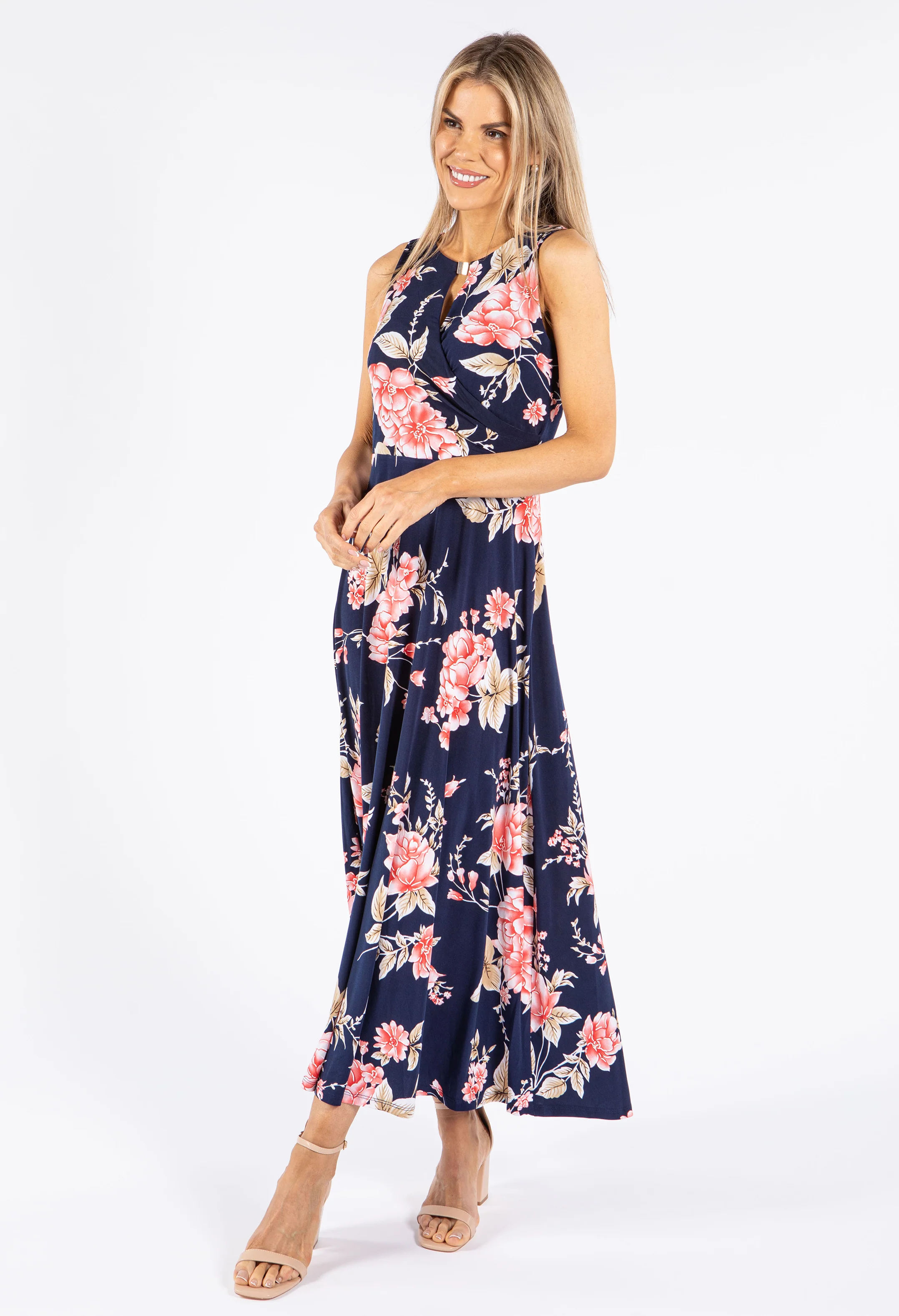 Cut Out Detail Sleeveless Dress - Image 5