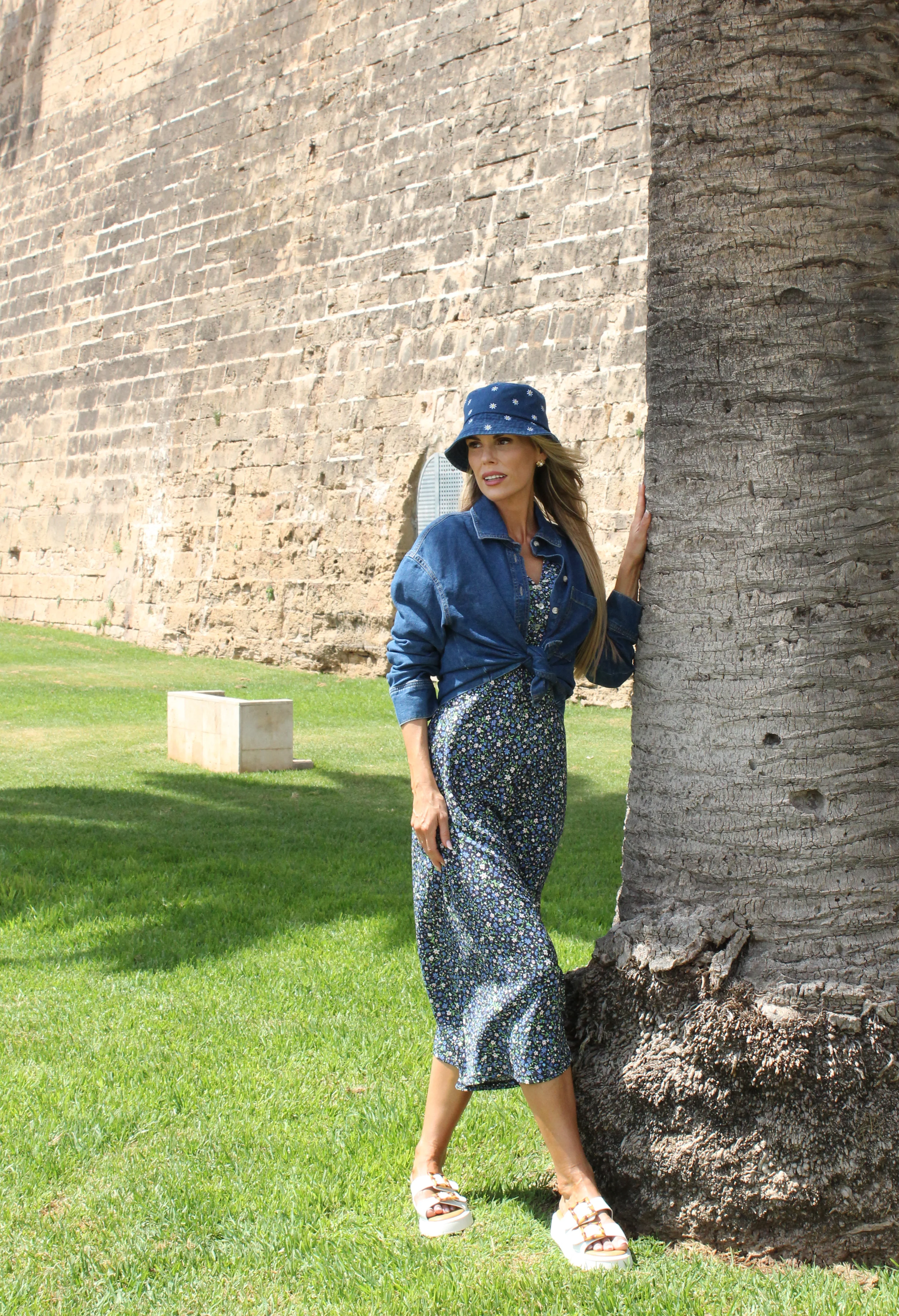 Daisy Bucket Hat - Image 5