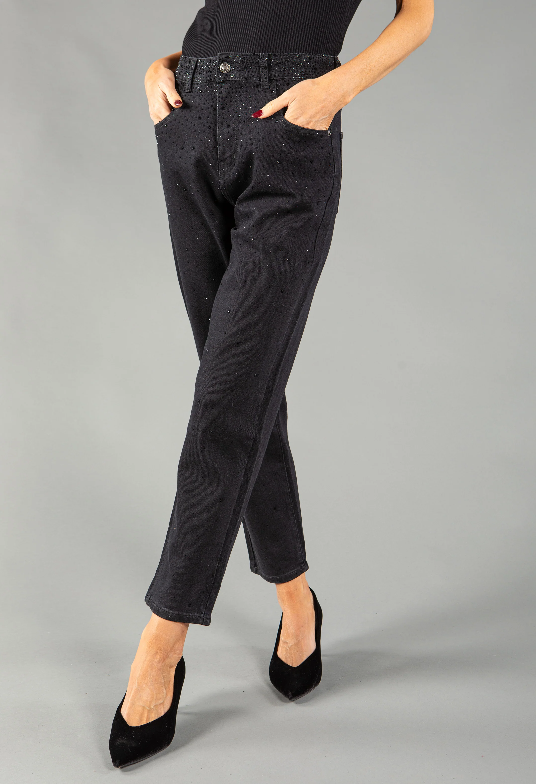 Diamante Detail Tapered Leg Jean - Image 4