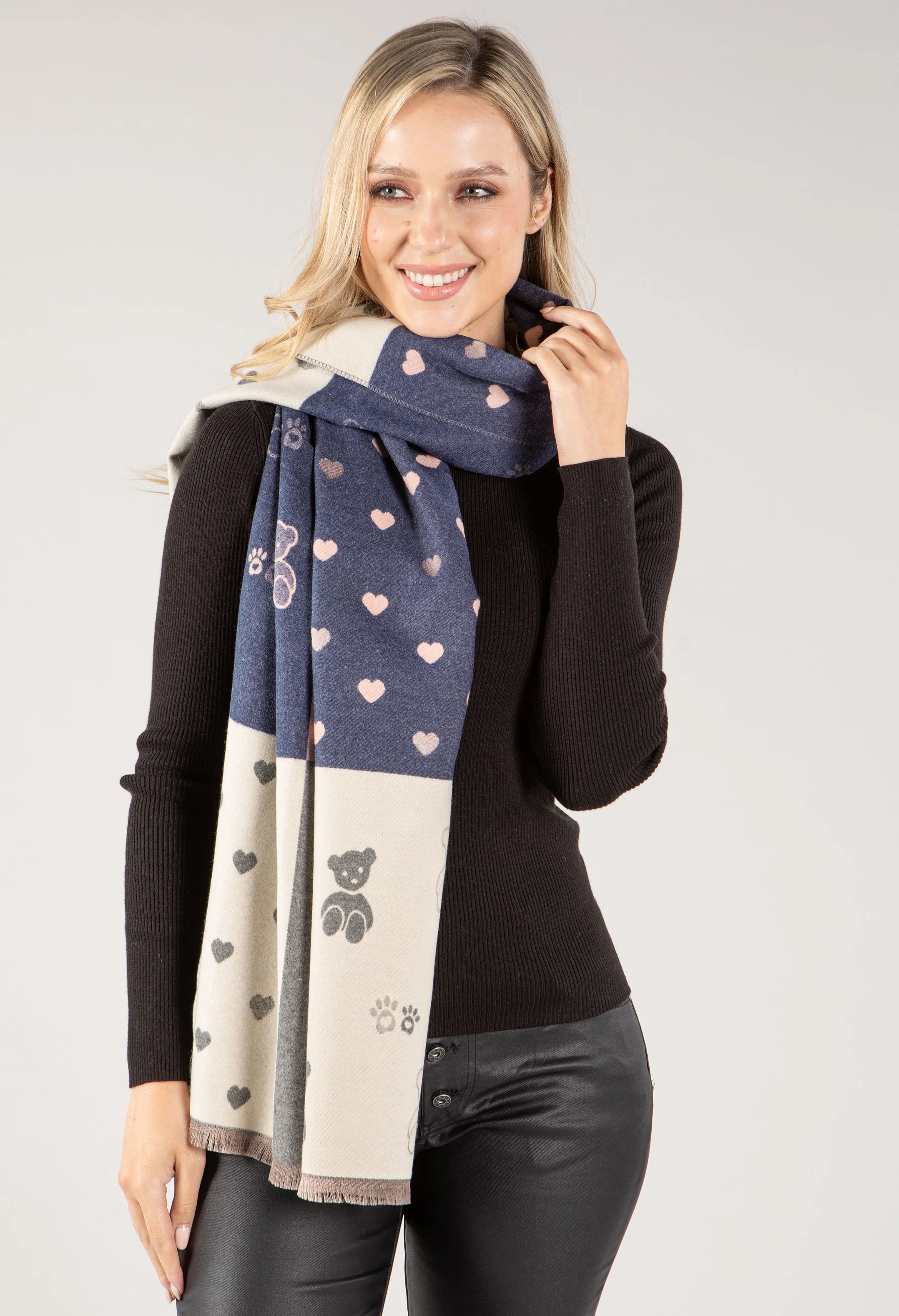 Teddy Bear Scarf - Image 5