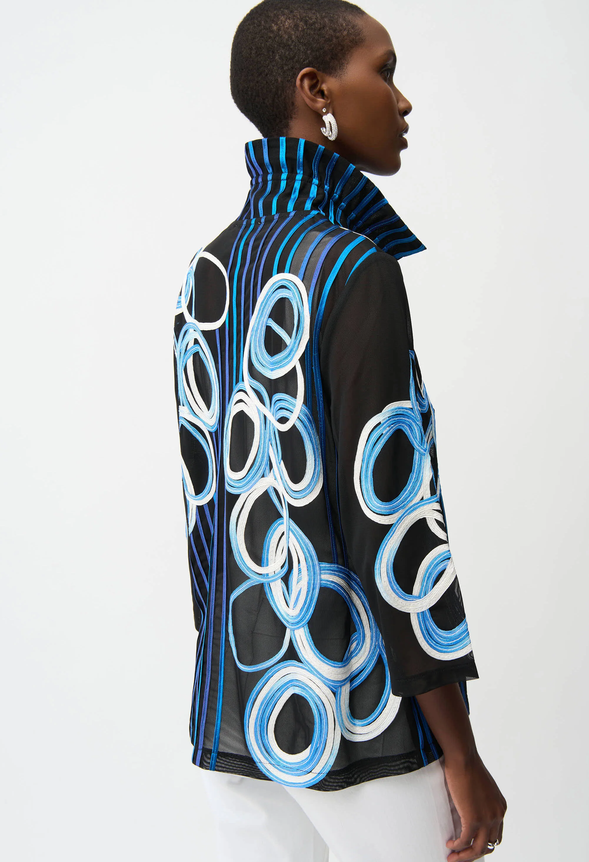 Embroidered Blazer With Collared Neck - Image 2