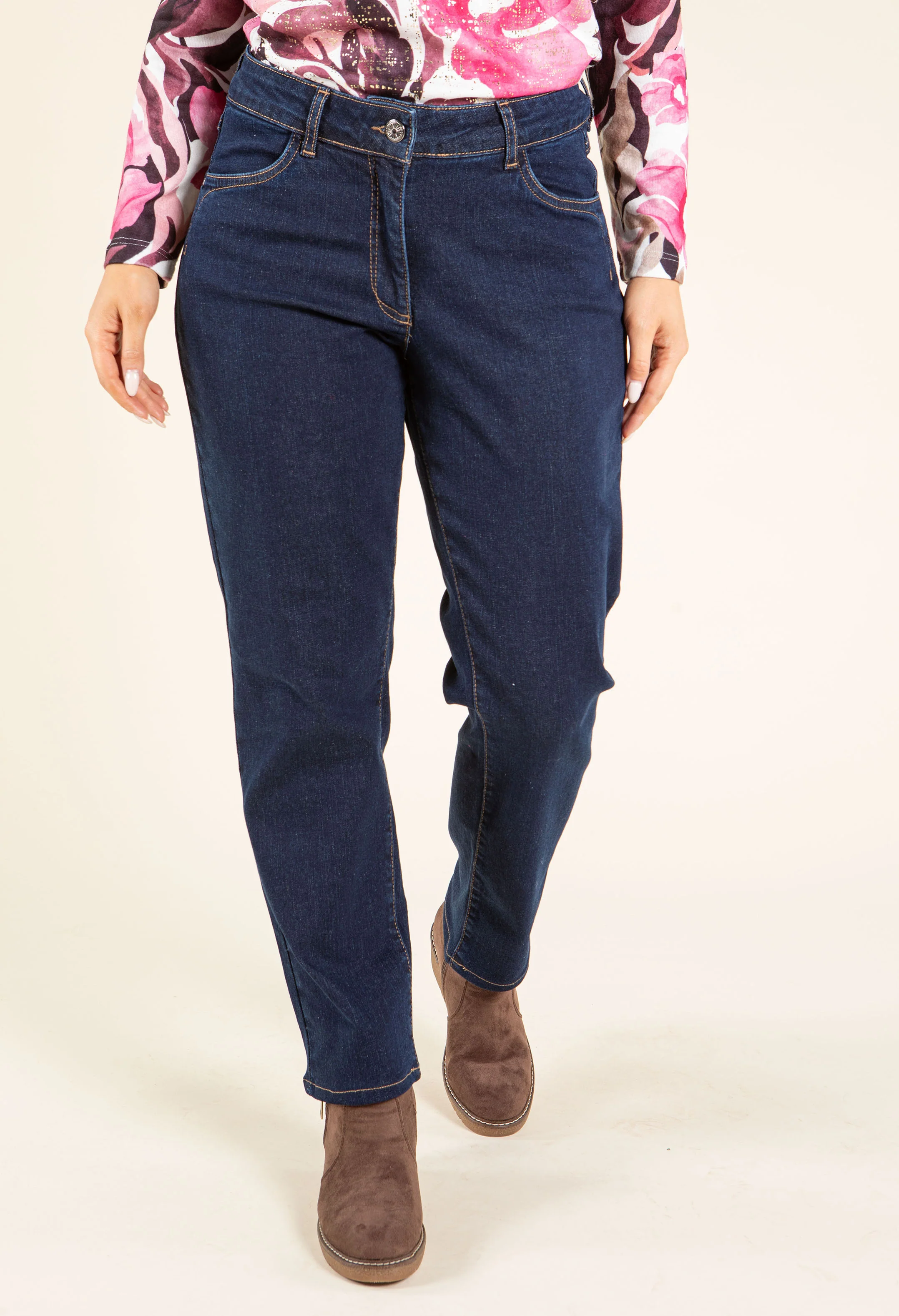 Emy Straight Leg Jeans