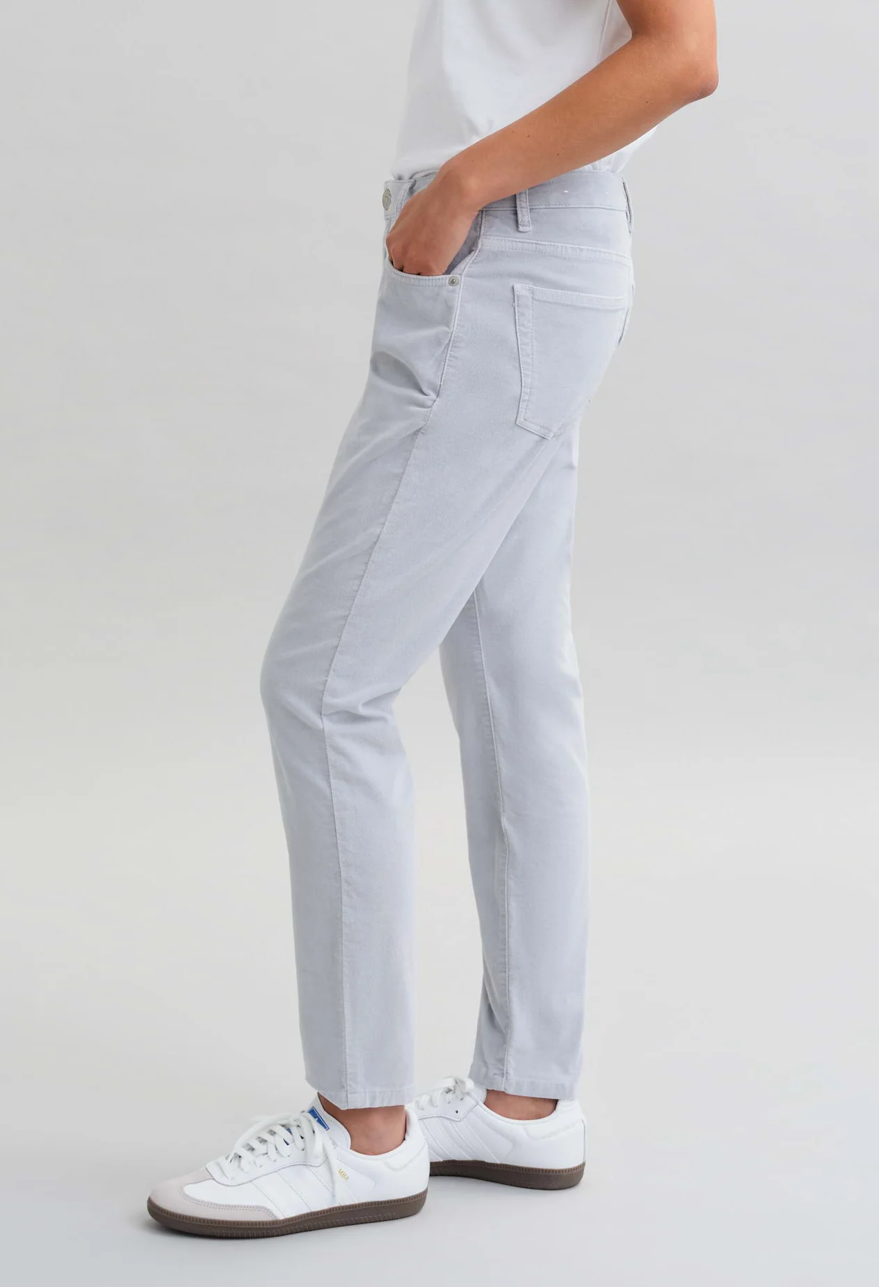 Evita Glazed Slim Jeans - Image 11