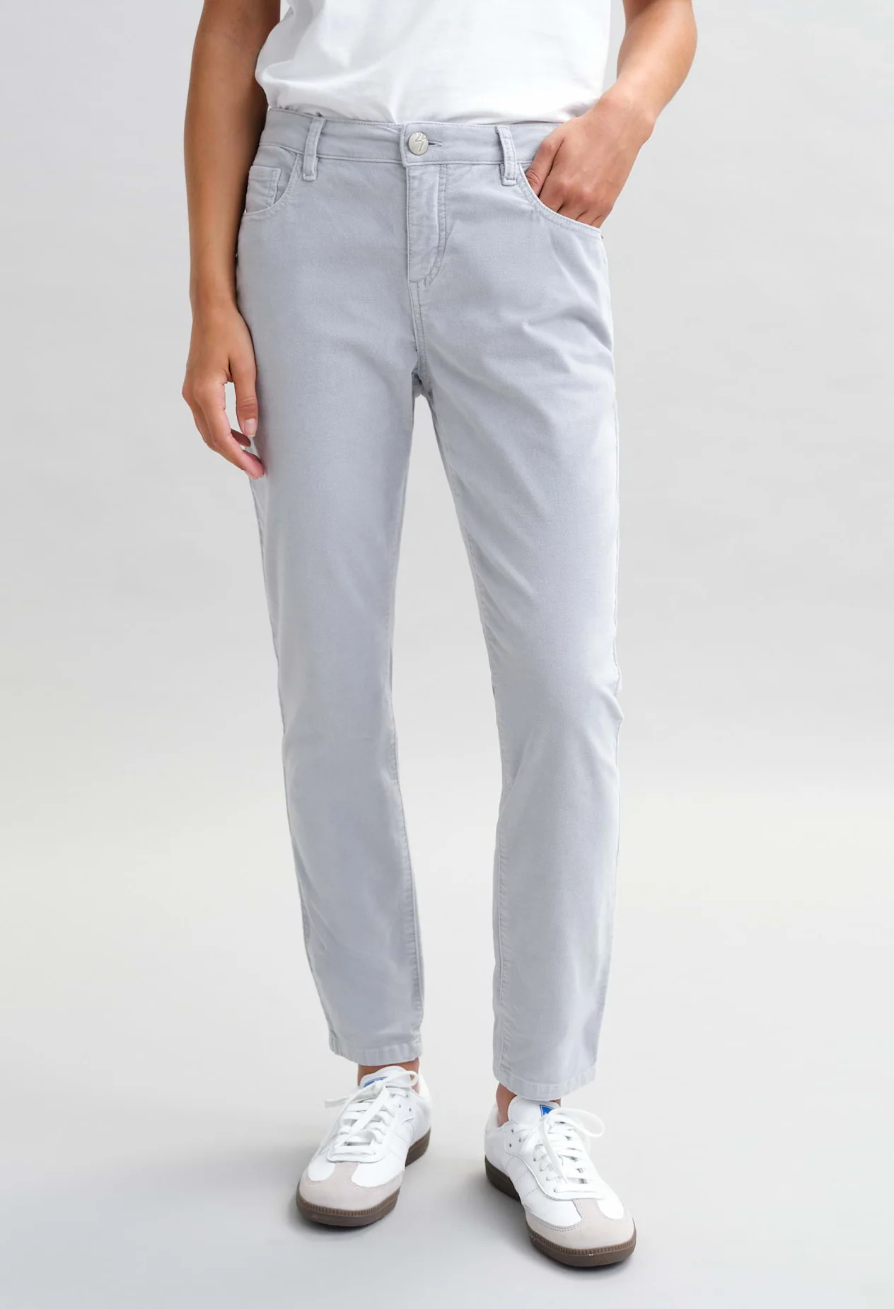 Evita Glazed Slim Jeans - Image 12