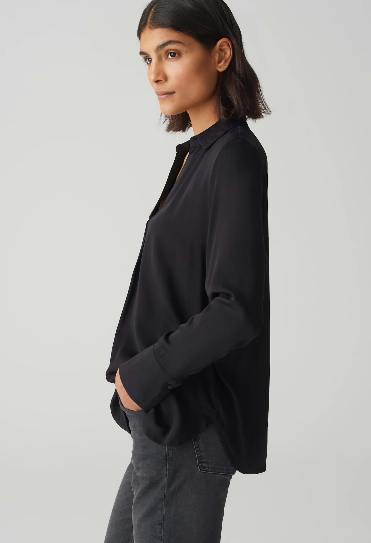 Fangi Blouse - Image 2