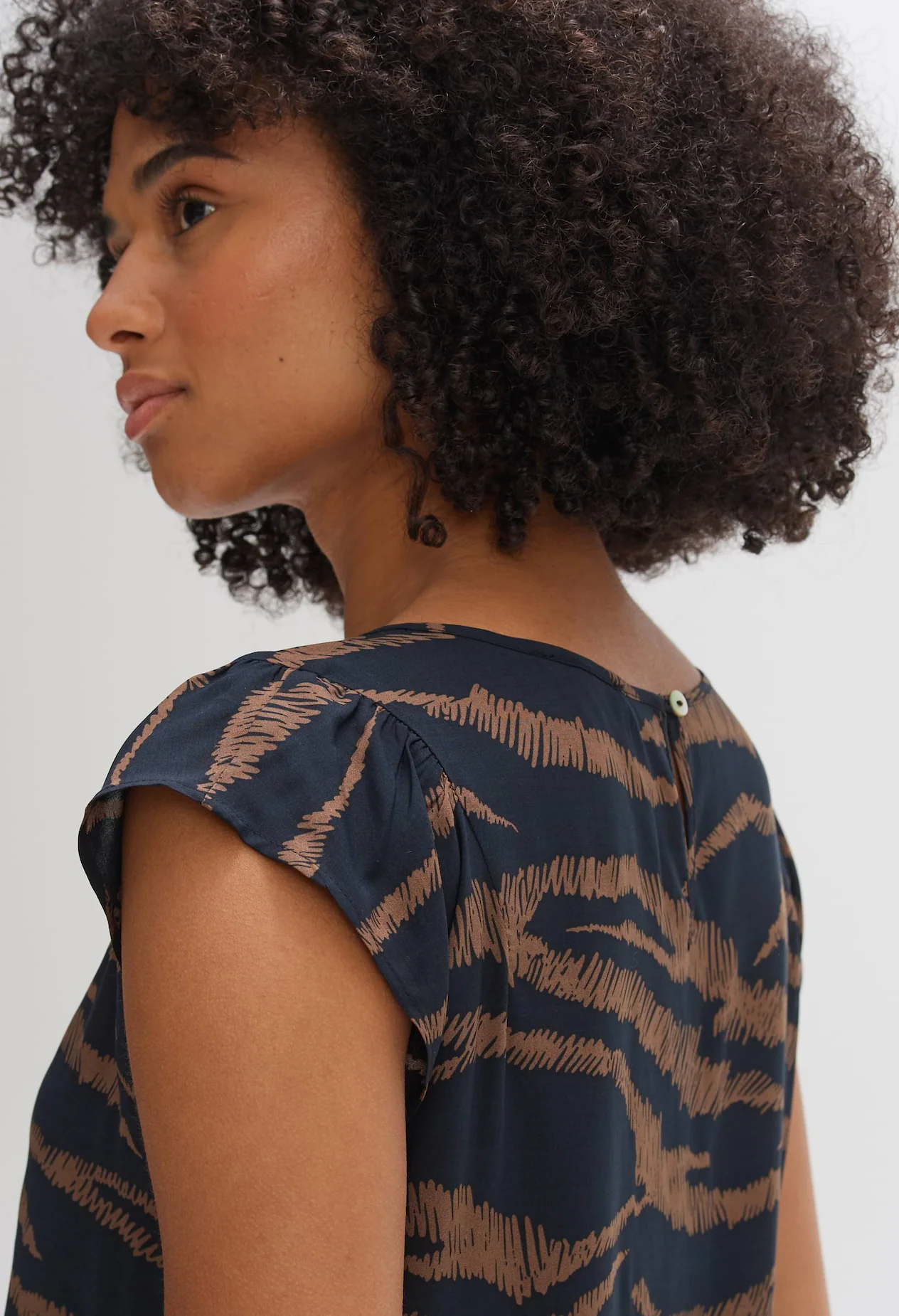 Fannie Safari Print Blouse - Image 4