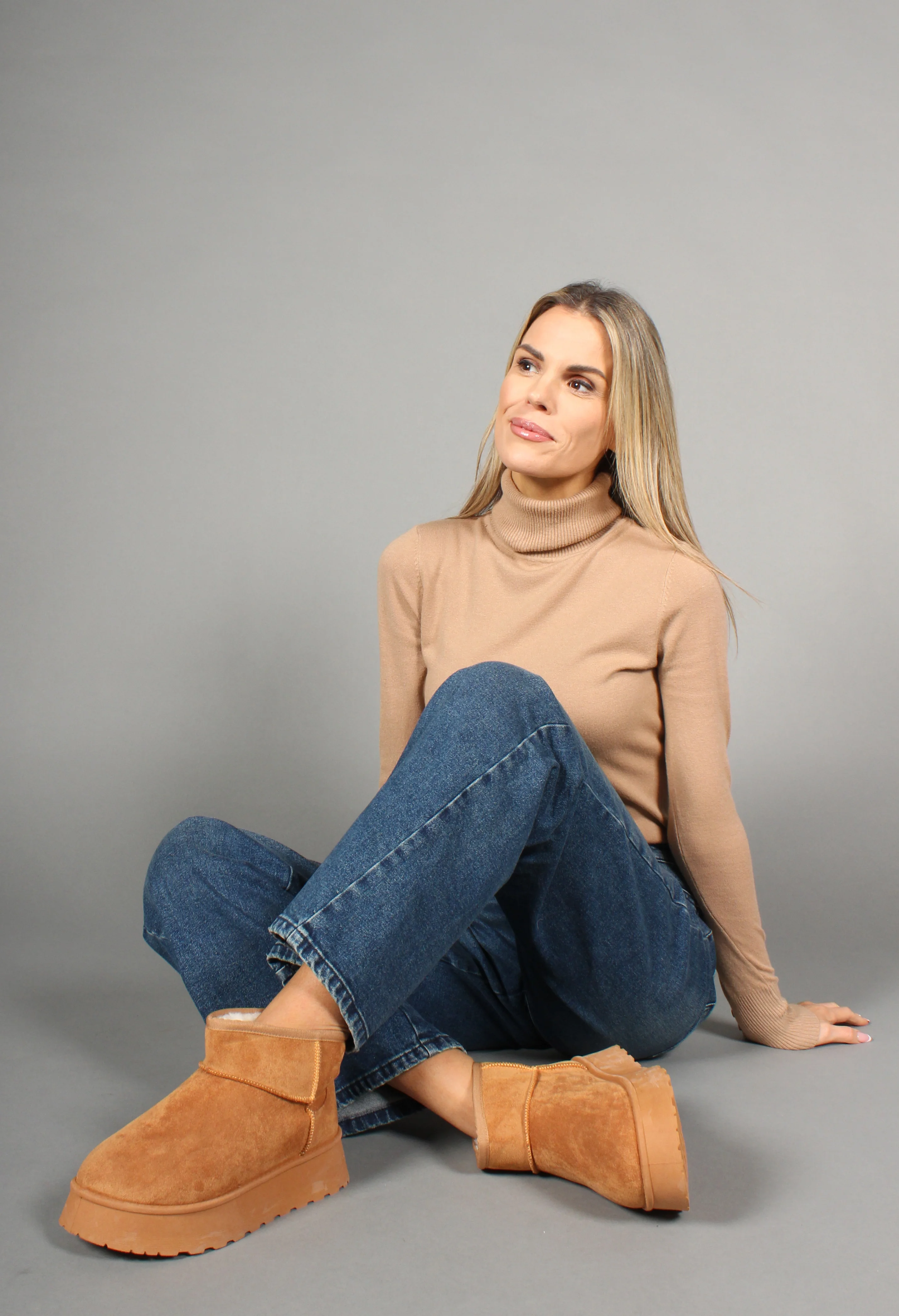 Faux Fur Lined Platform Boot - Image 8