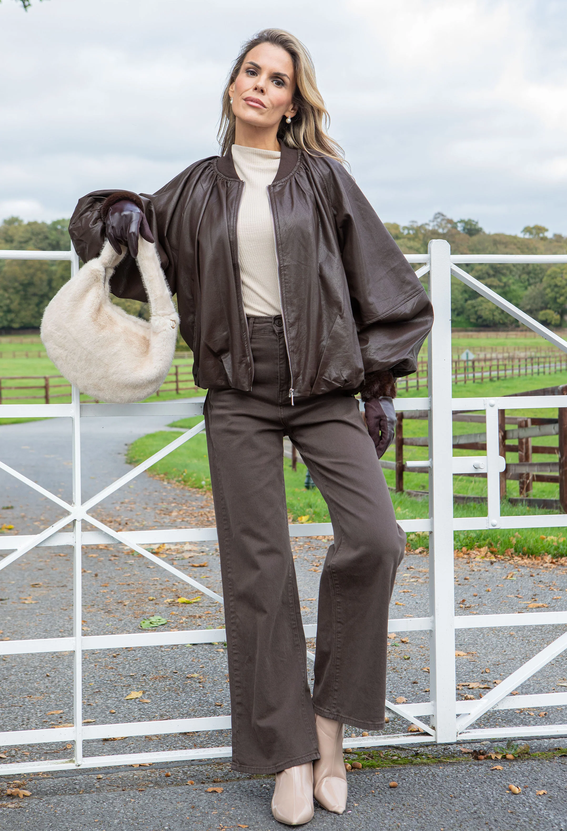 Faux Fur Shoulder Bag - Image 13