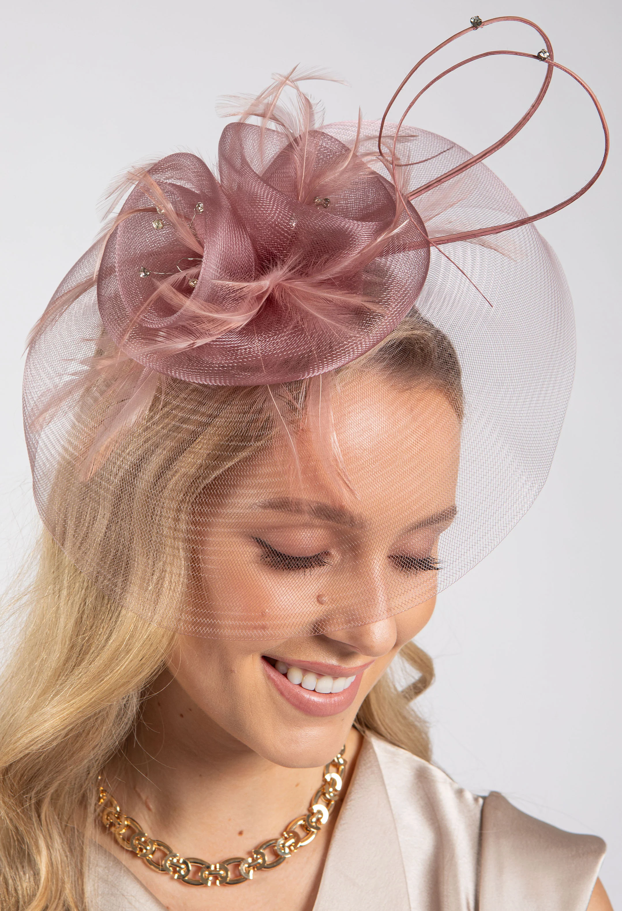 Feather & Diamante Detail Fascinator - Image 43