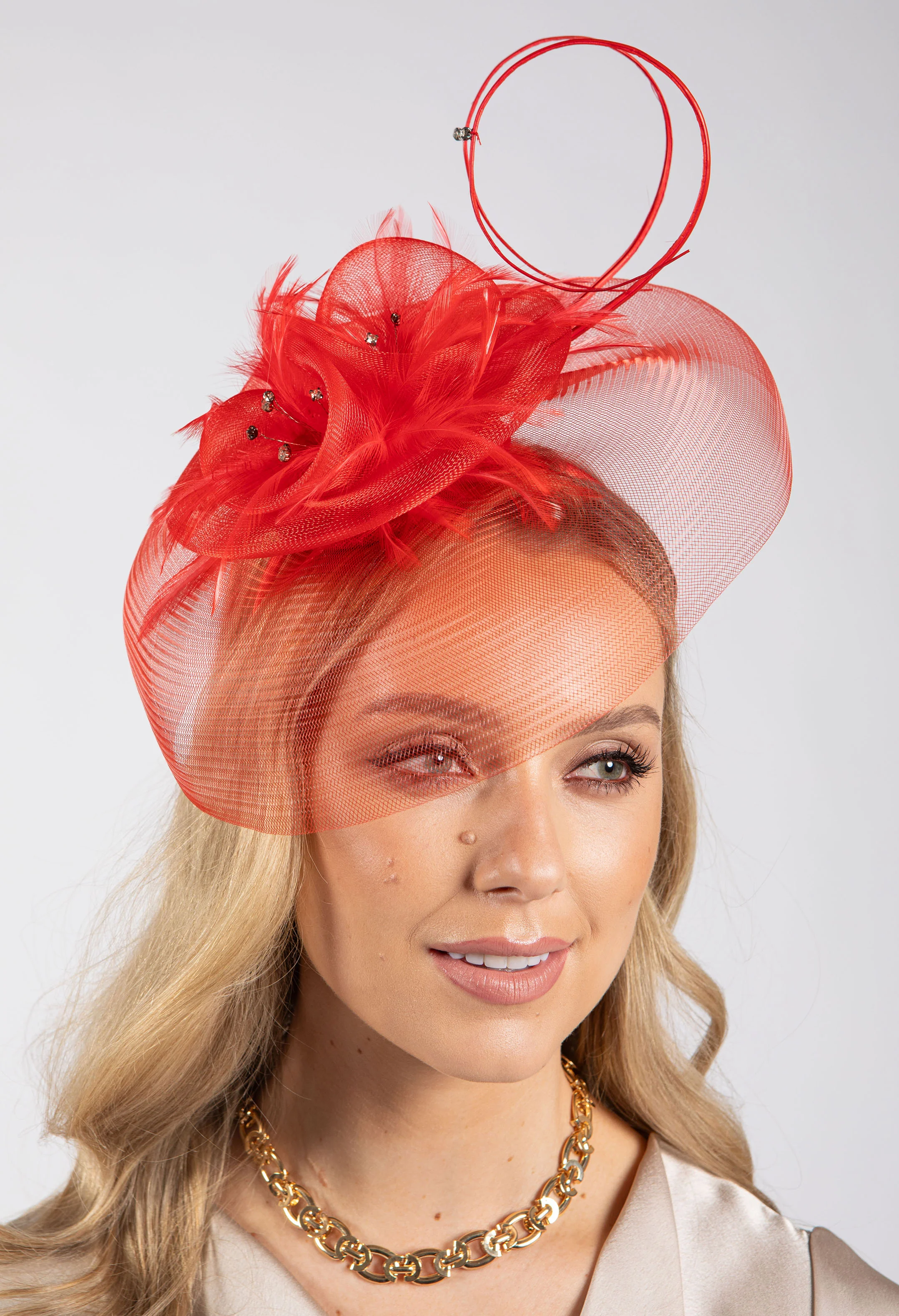 Feather & Diamante Detail Fascinator - Image 46