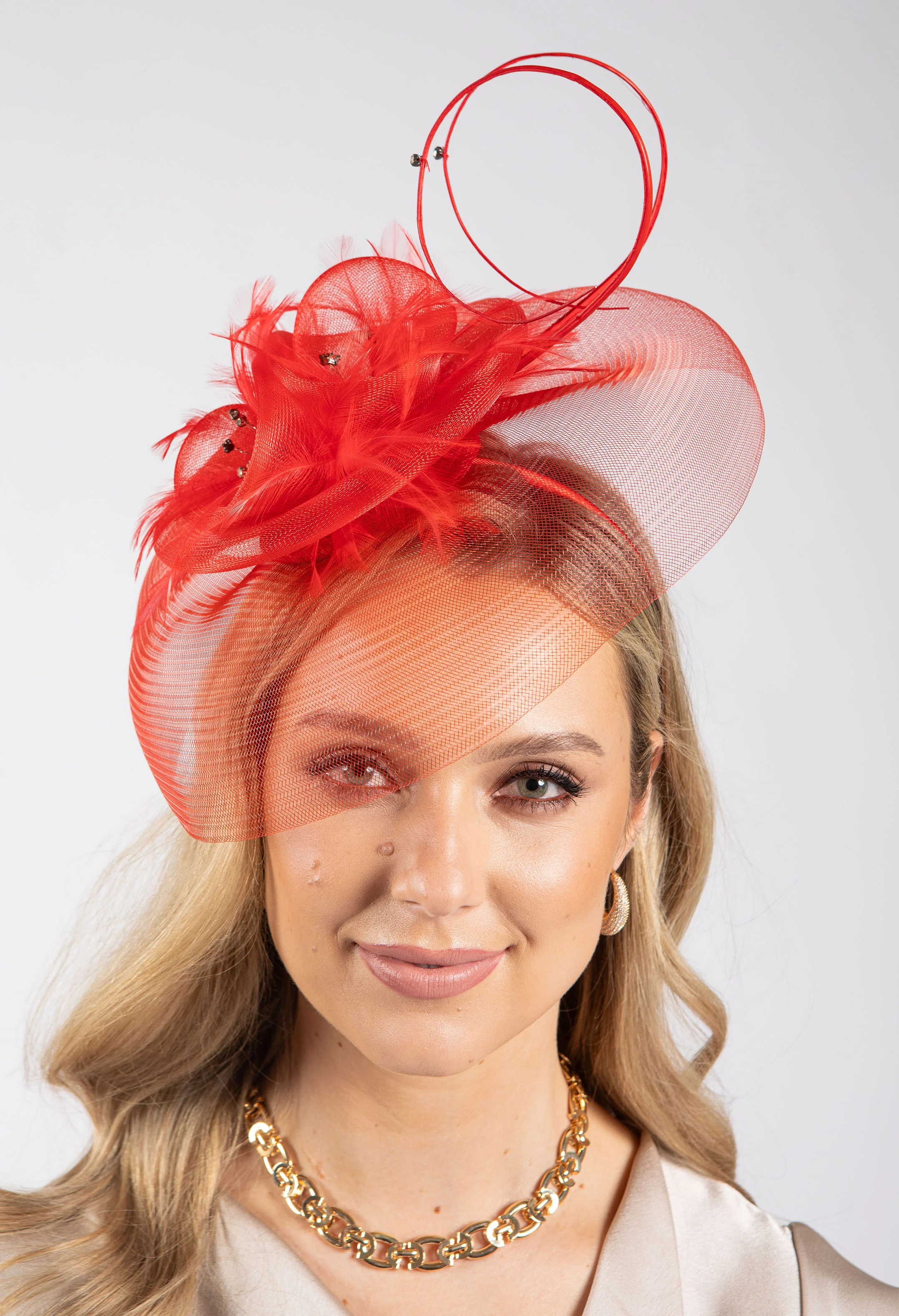 Feather & Diamante Detail Fascinator - Image 48