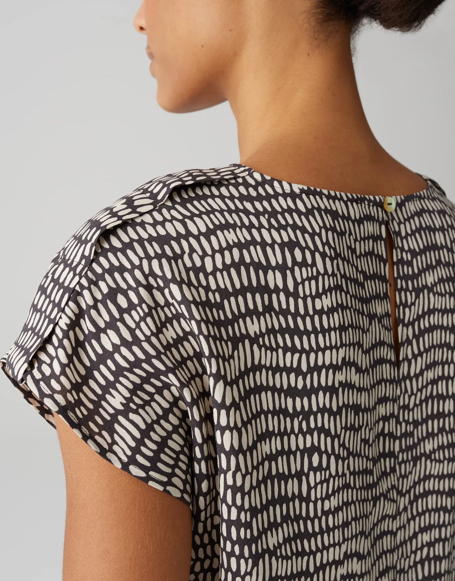 Ferena Splash Blouse - Image 5