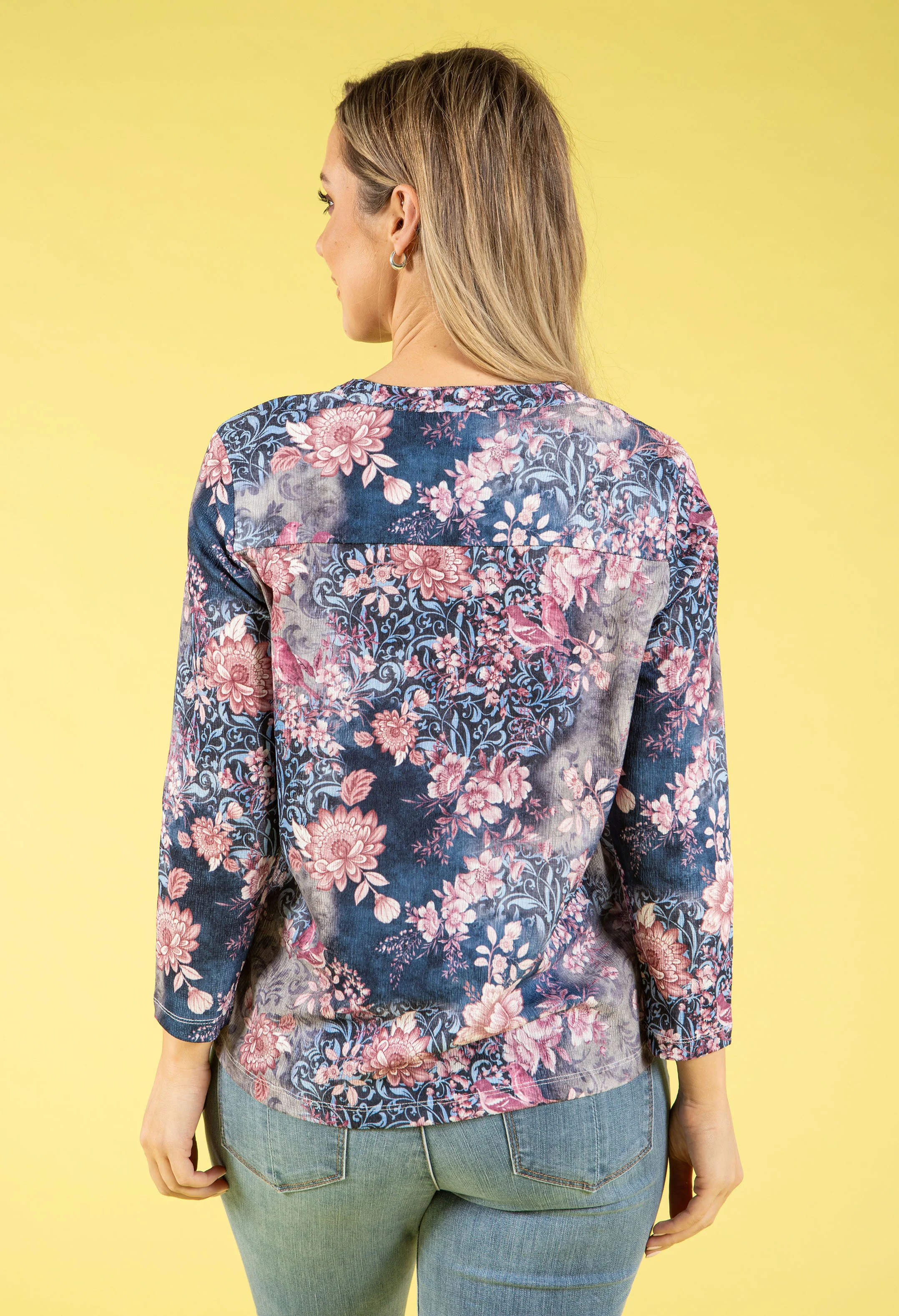 Floral Design V-Neck Top - Image 4