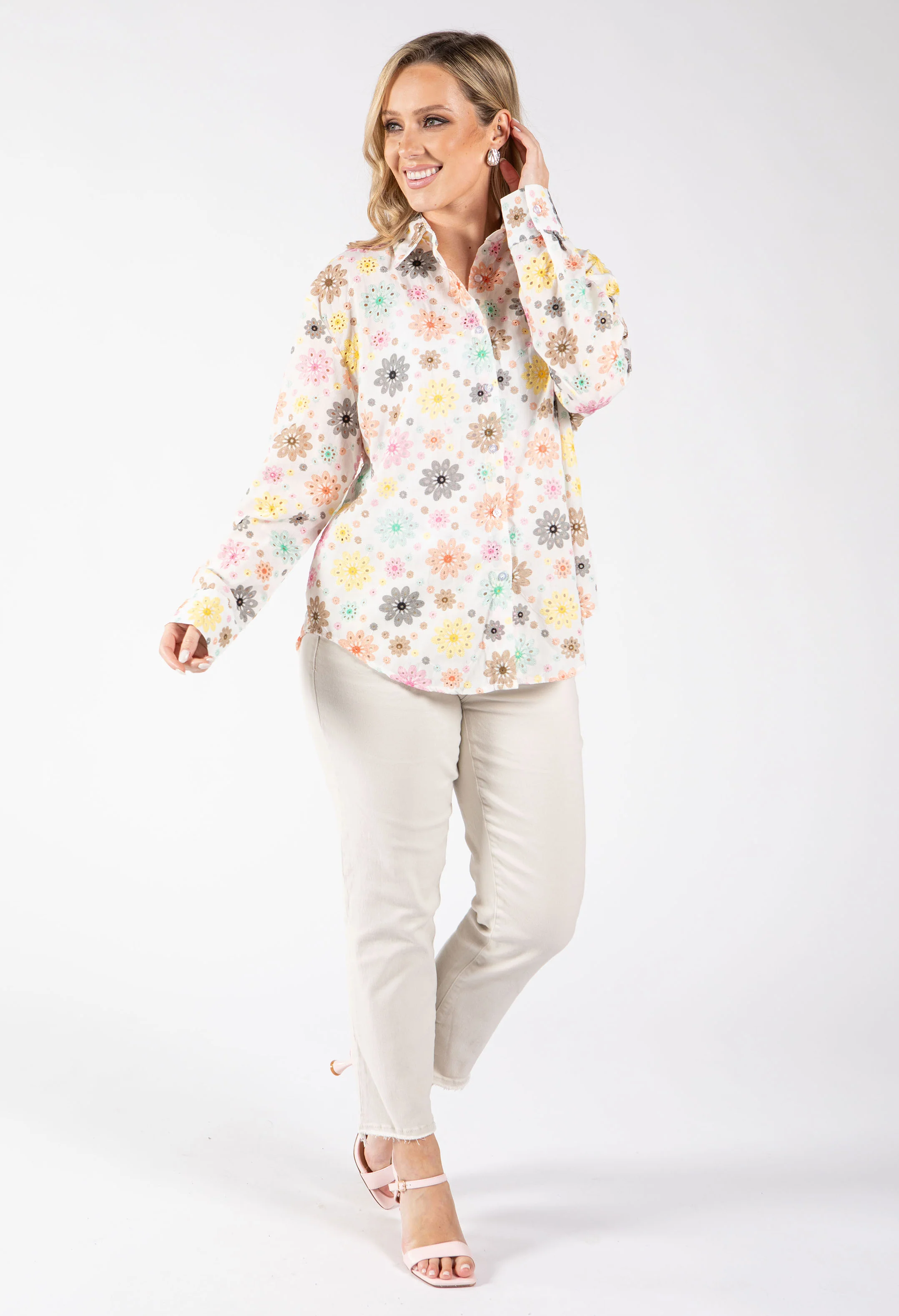 Floral Embroidery Blouse - Image 3