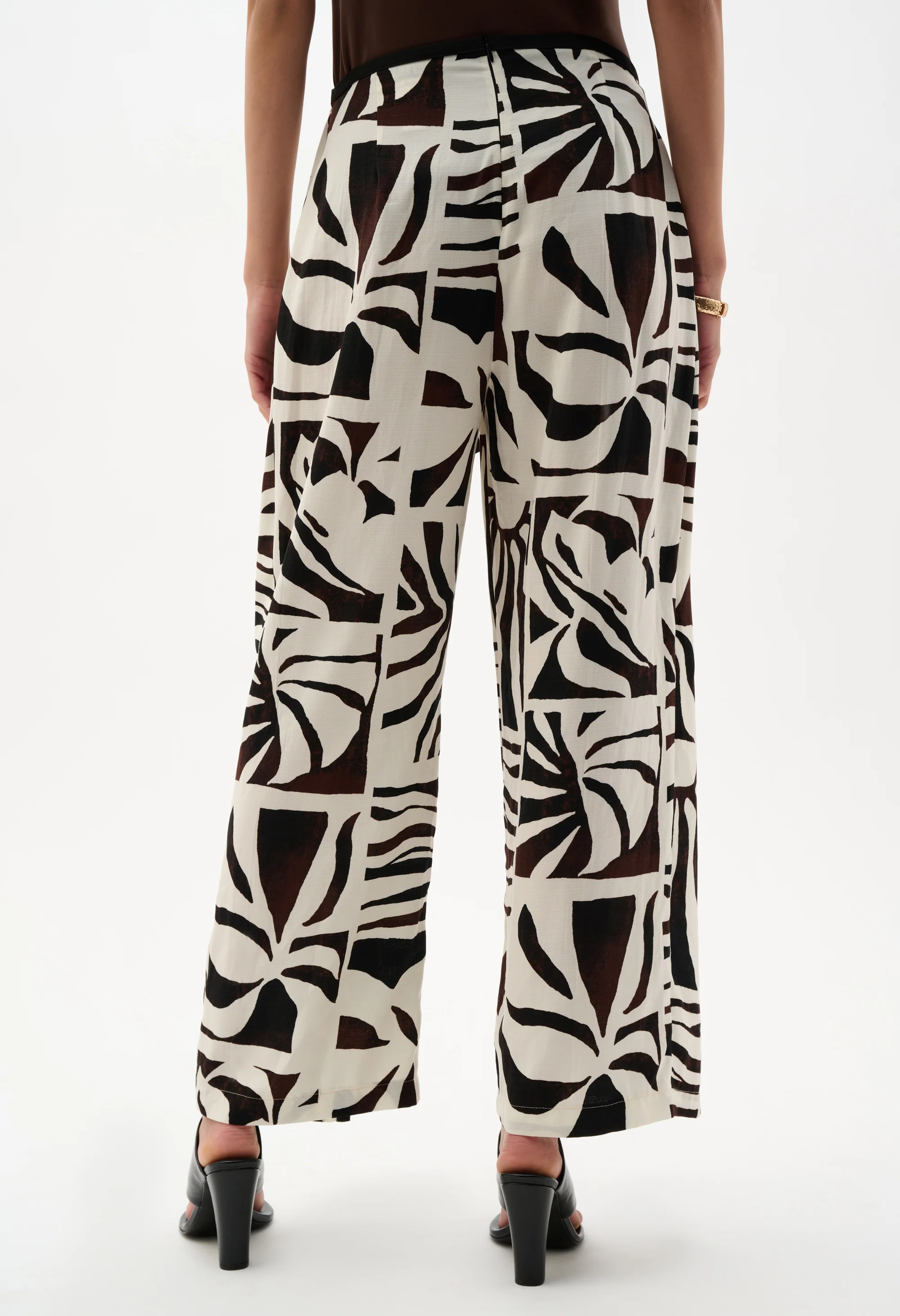 Floral High-waisted Trousers - Image 2