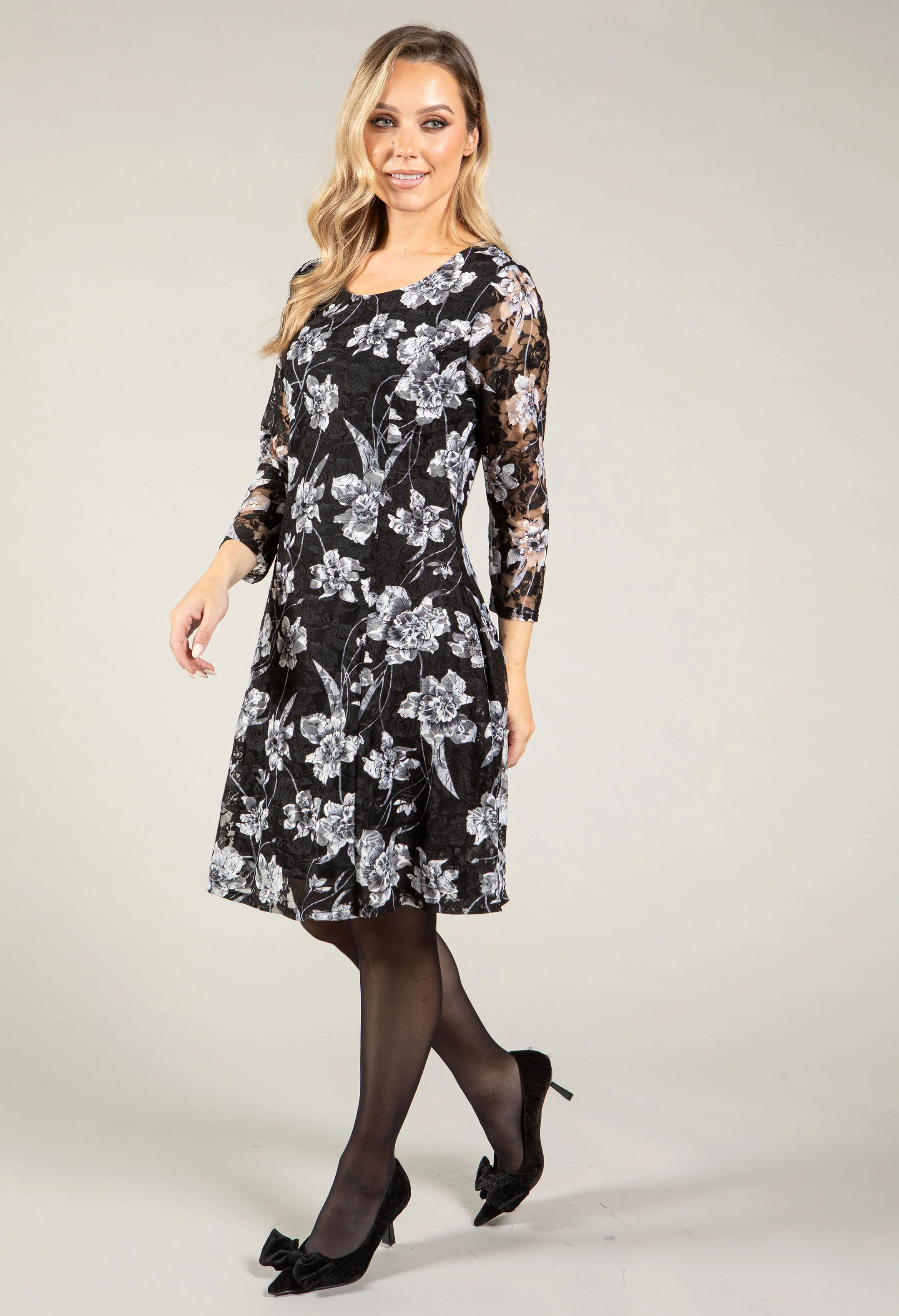 Floral Lace Dress - Image 3