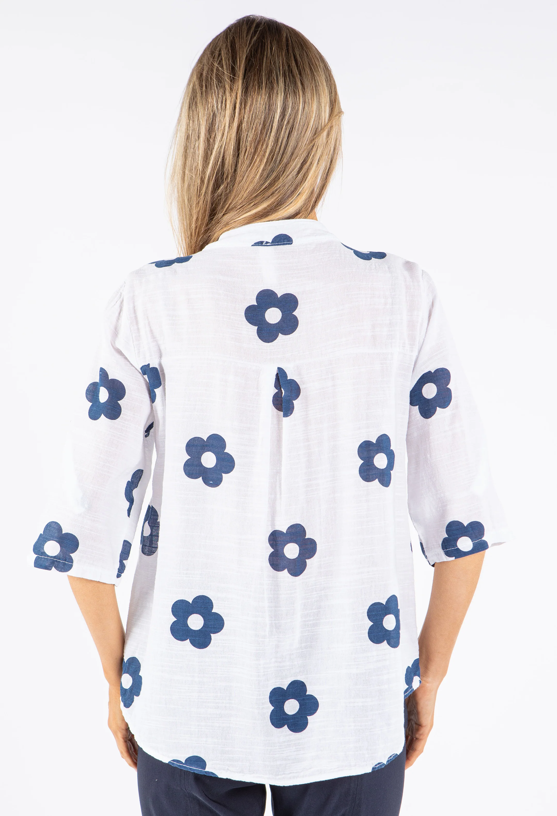 Floral Print Buttoned Blouse - Image 2